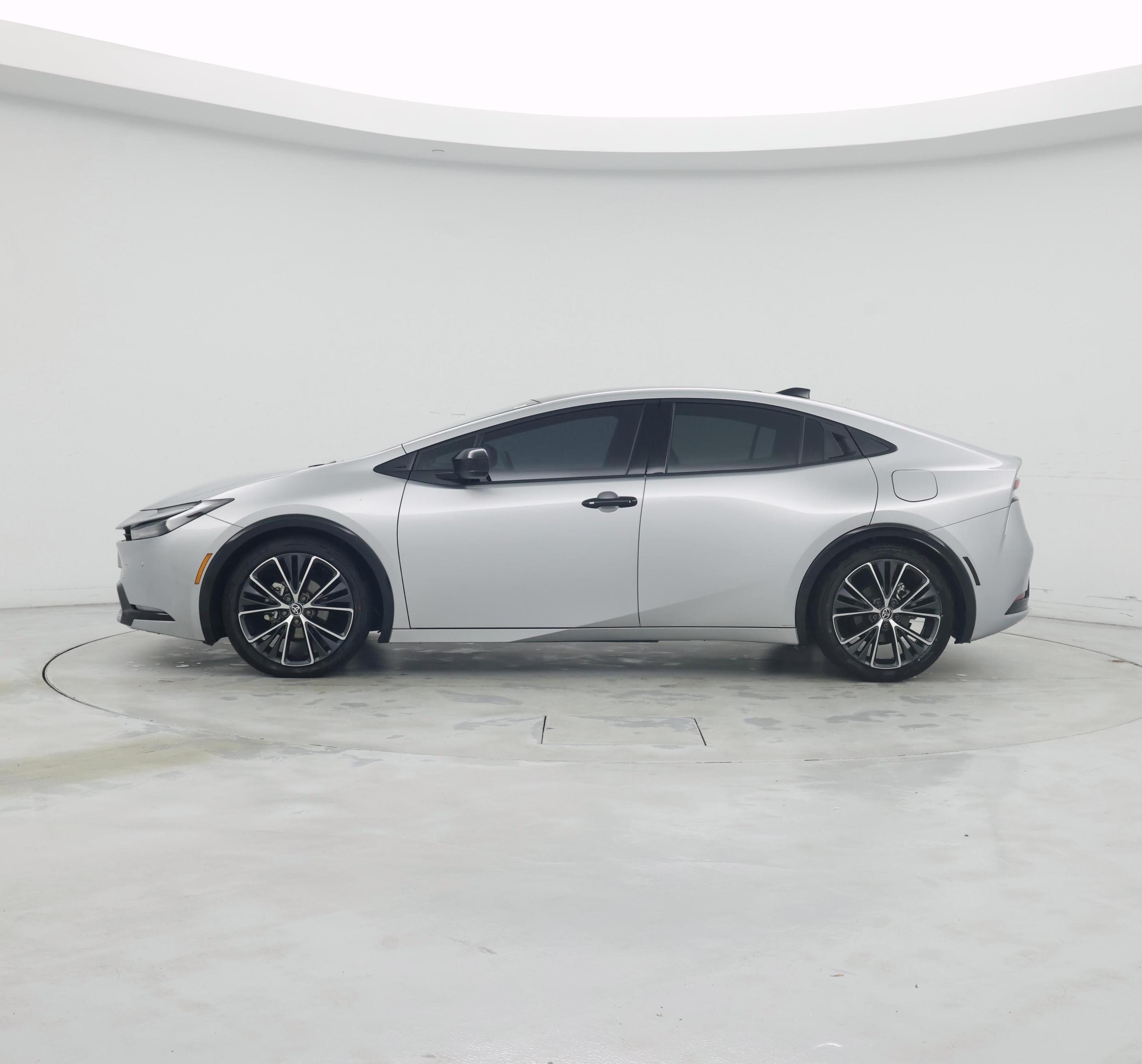 Thumbnail: 2023 Toyota Prius - 3