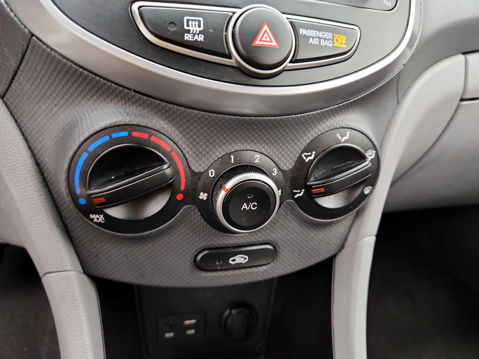 Thumbnail: 2016 Hyundai Accent - 15