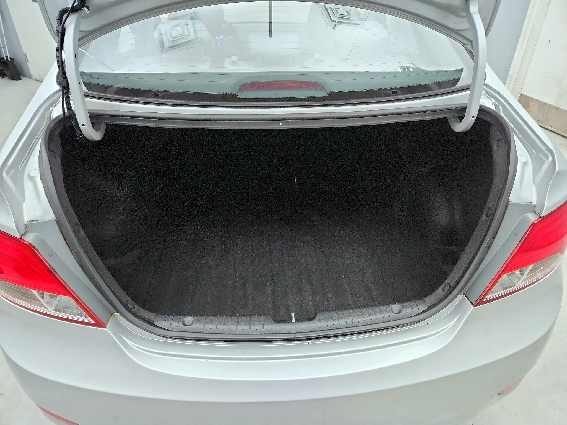Thumbnail: 2016 Hyundai Accent - 19