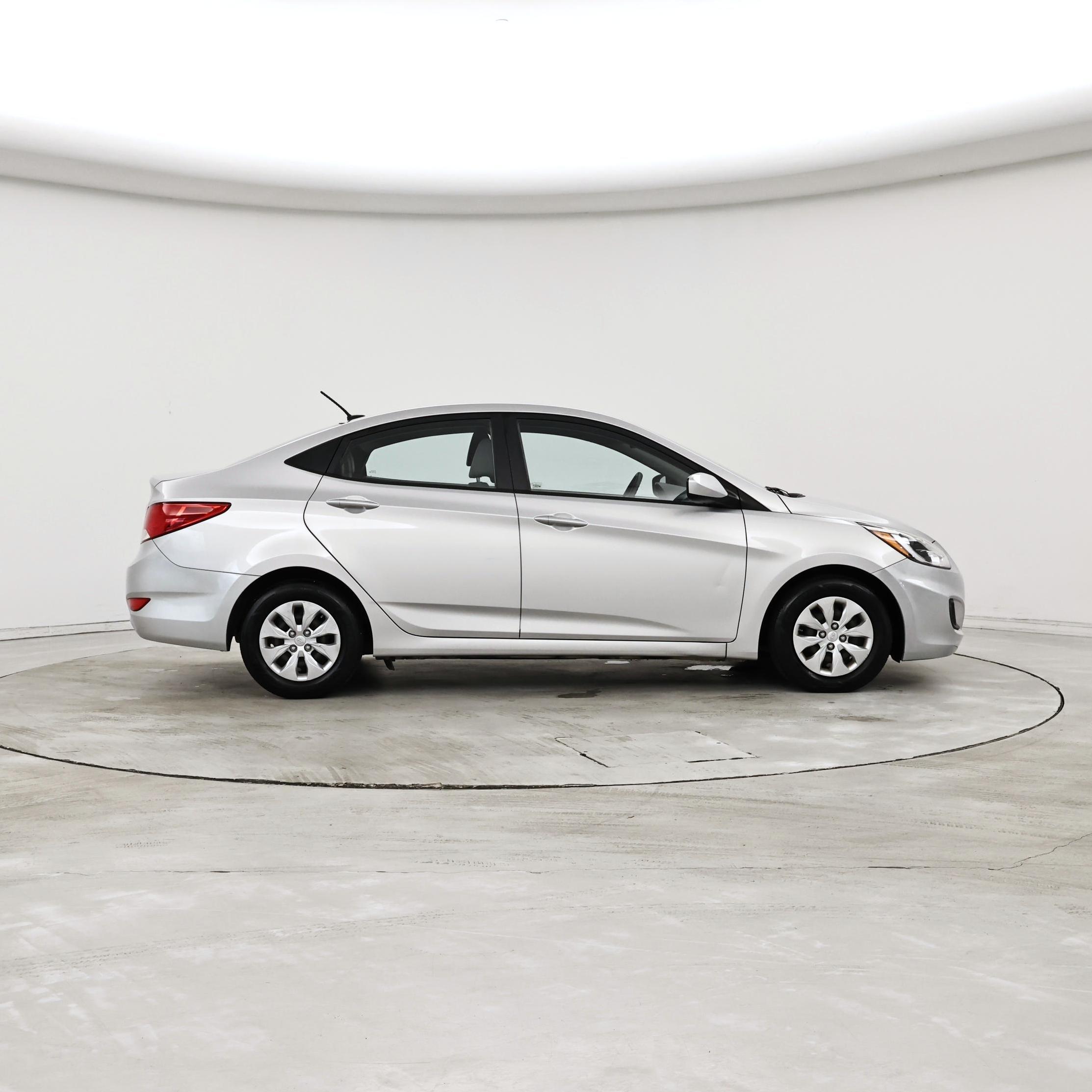 Thumbnail: 2016 Hyundai Accent - 7