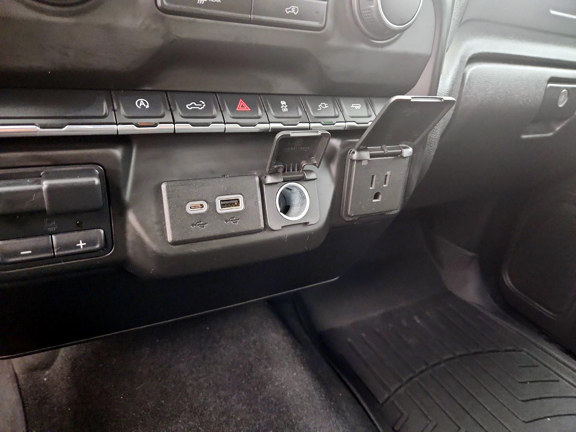 Thumbnail: 2021 Chevrolet Silverado 1500 - 18