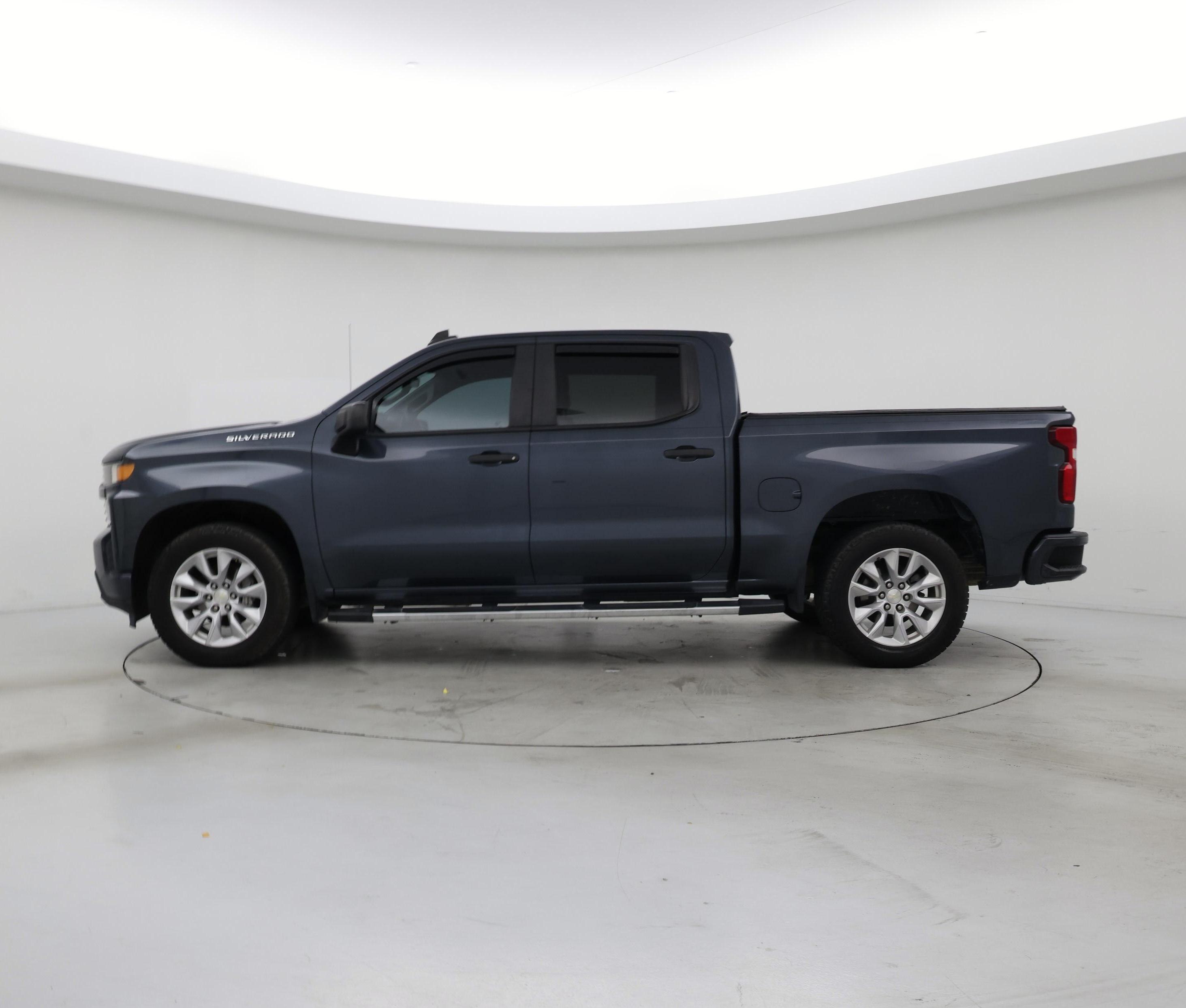 Thumbnail: 2021 Chevrolet Silverado 1500 - 3