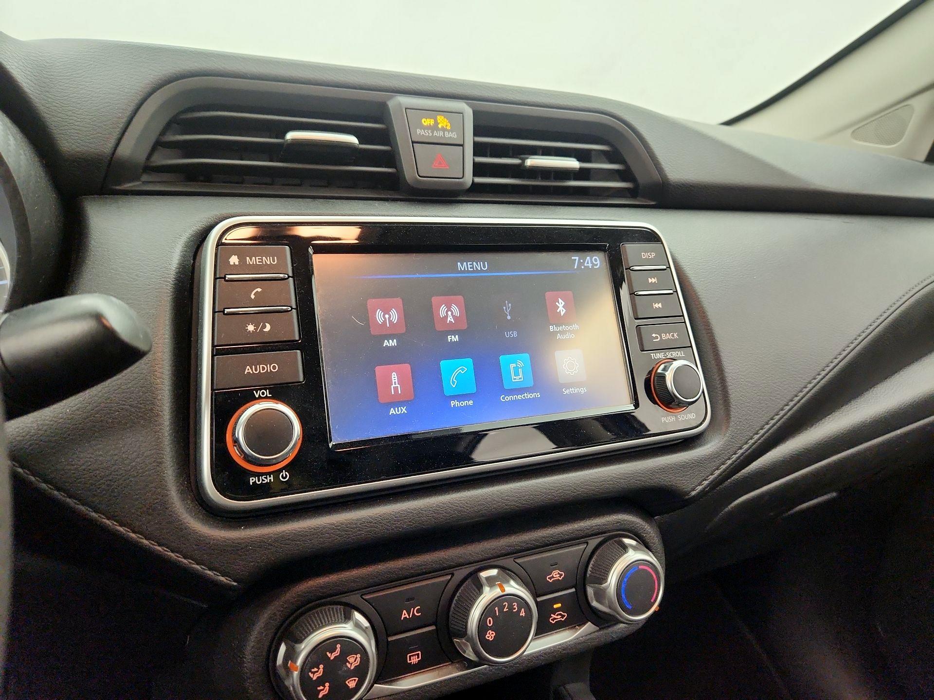 Thumbnail: 2020 Nissan Versa - 15