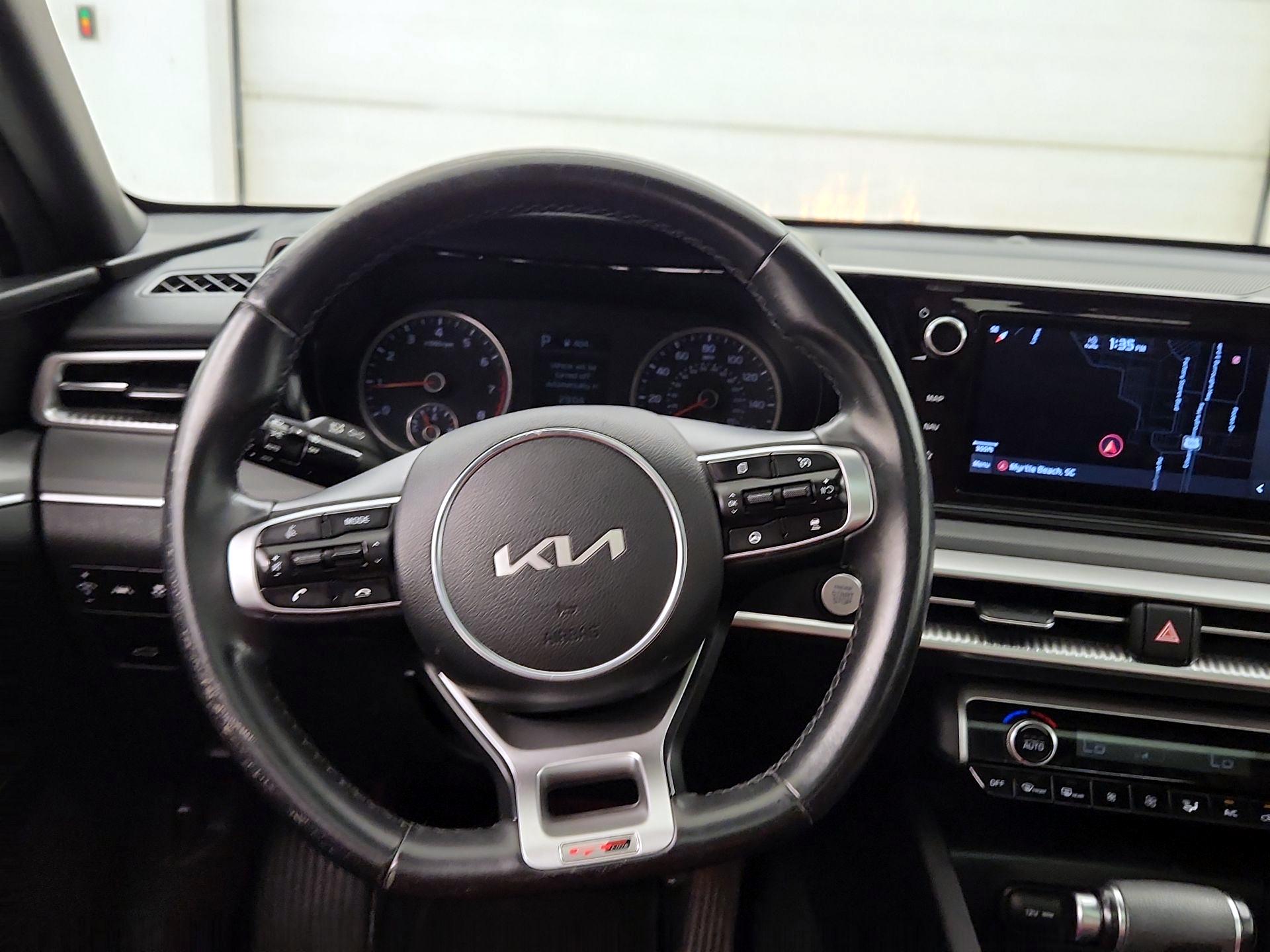 Thumbnail: 2022 Kia K5 - 10