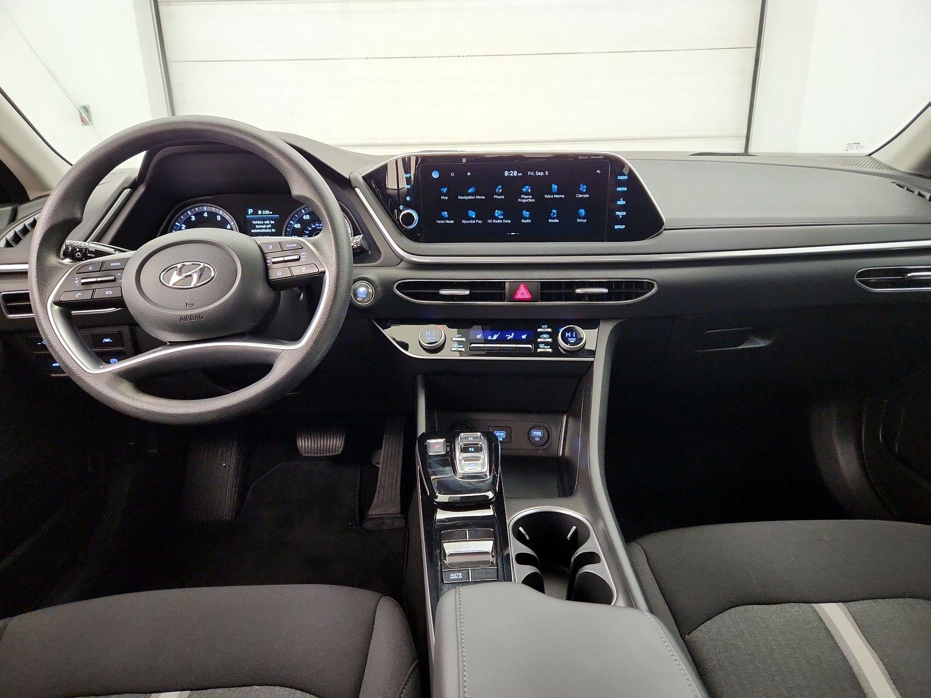 Thumbnail: 2023 Hyundai Sonata - 9