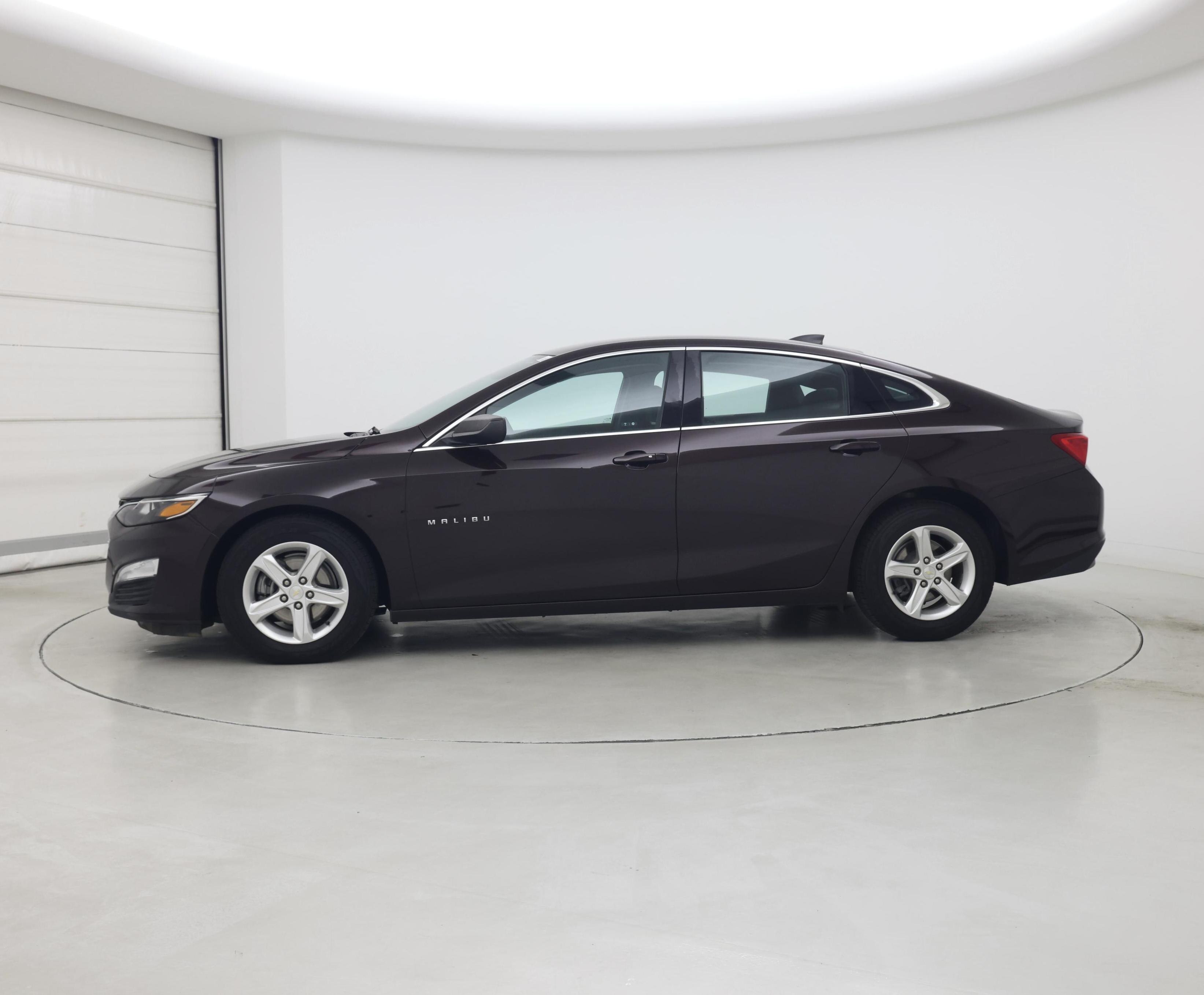 Thumbnail: 2020 Chevrolet Malibu - 3