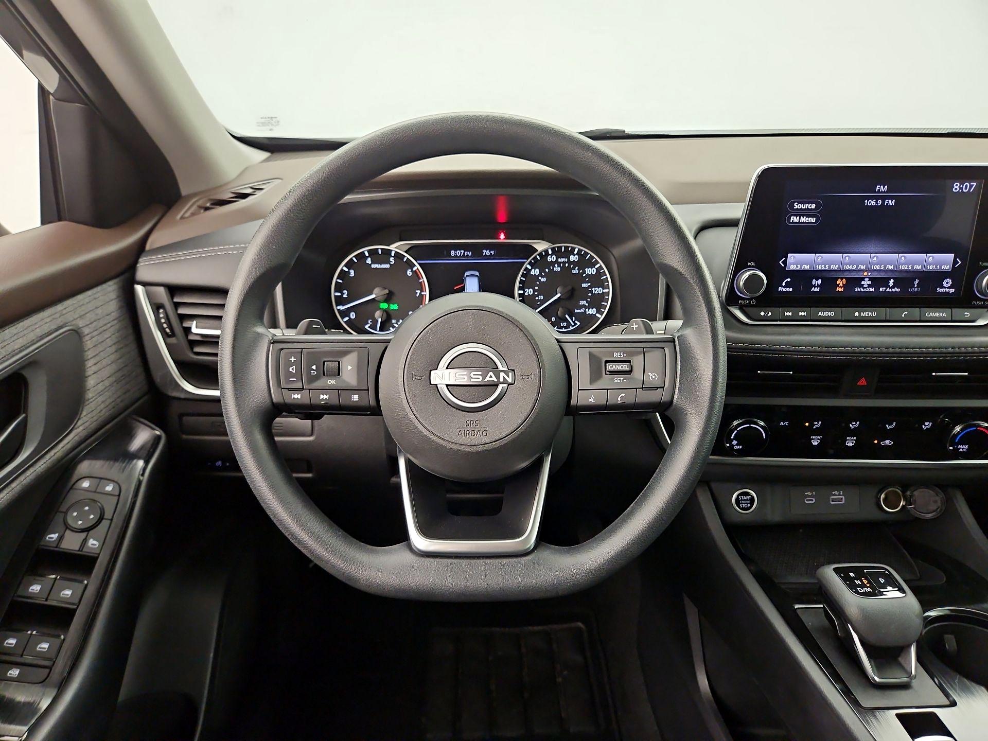 Thumbnail: 2023 Nissan Rogue - 10
