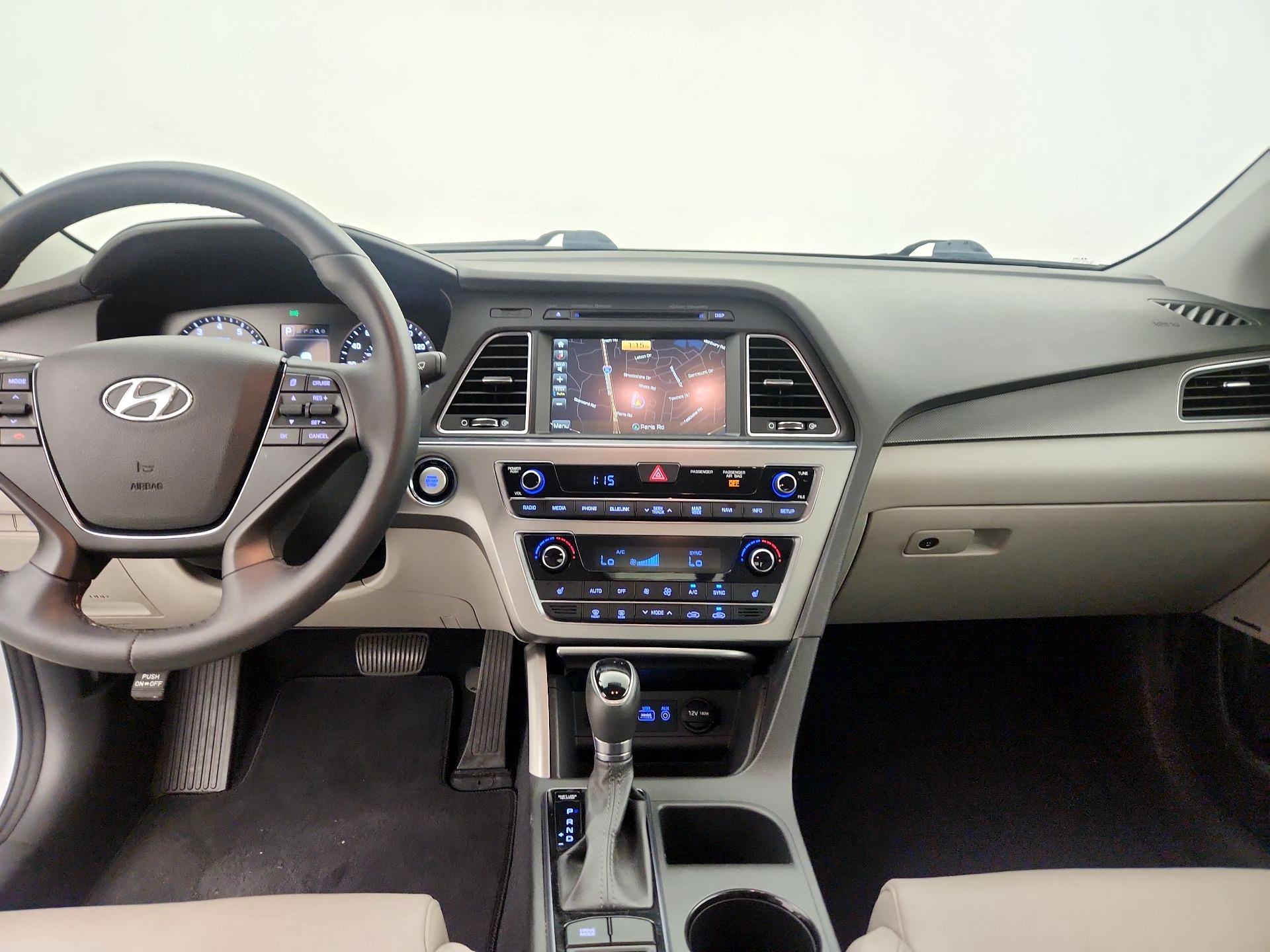 Thumbnail: 2015 Hyundai Sonata - 9