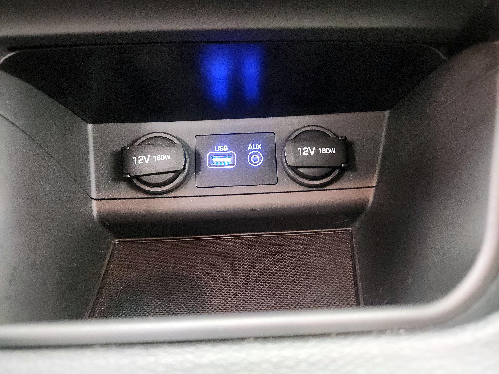 Thumbnail: 2015 Hyundai Sonata - 19