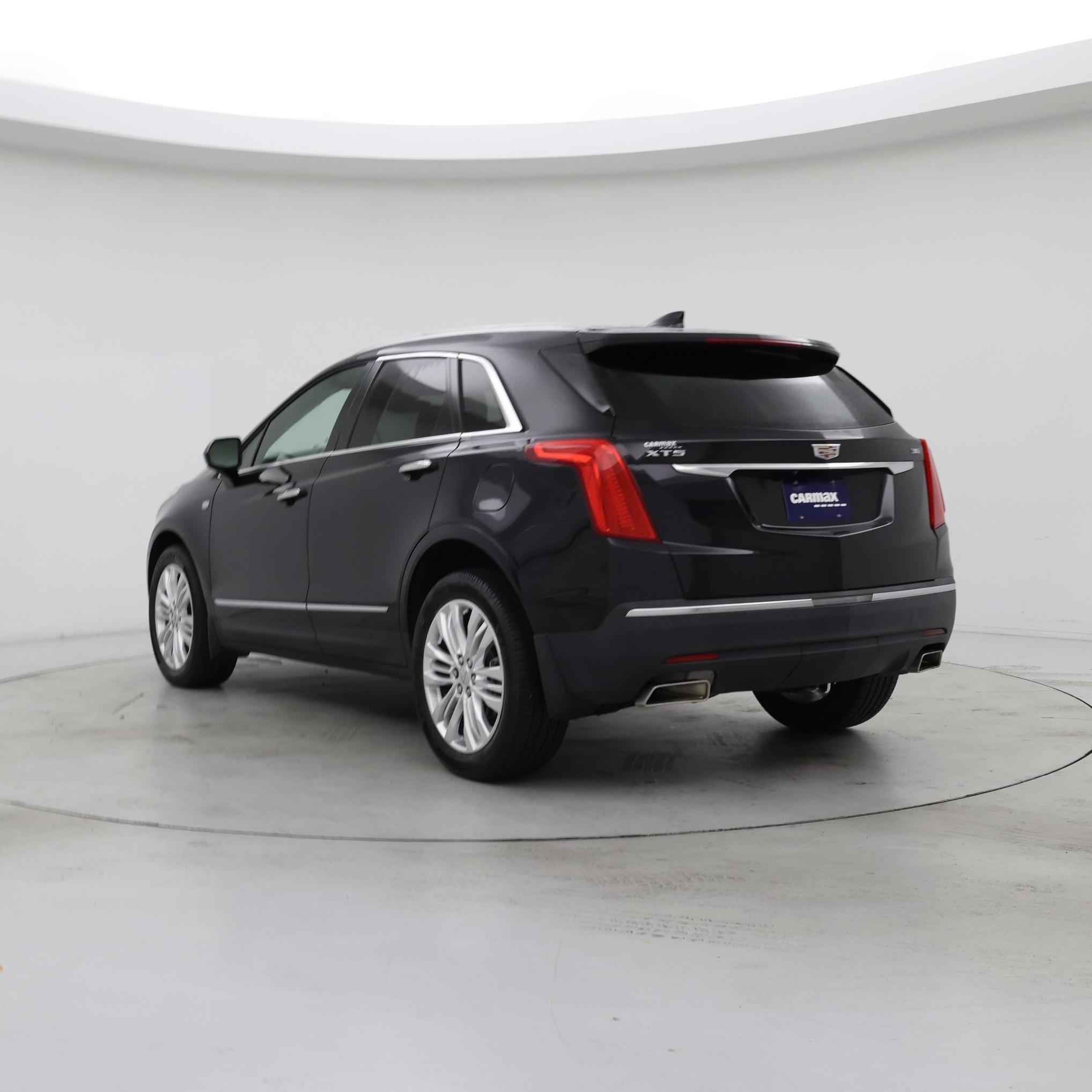 Thumbnail: 2018 Cadillac XT5 - 2