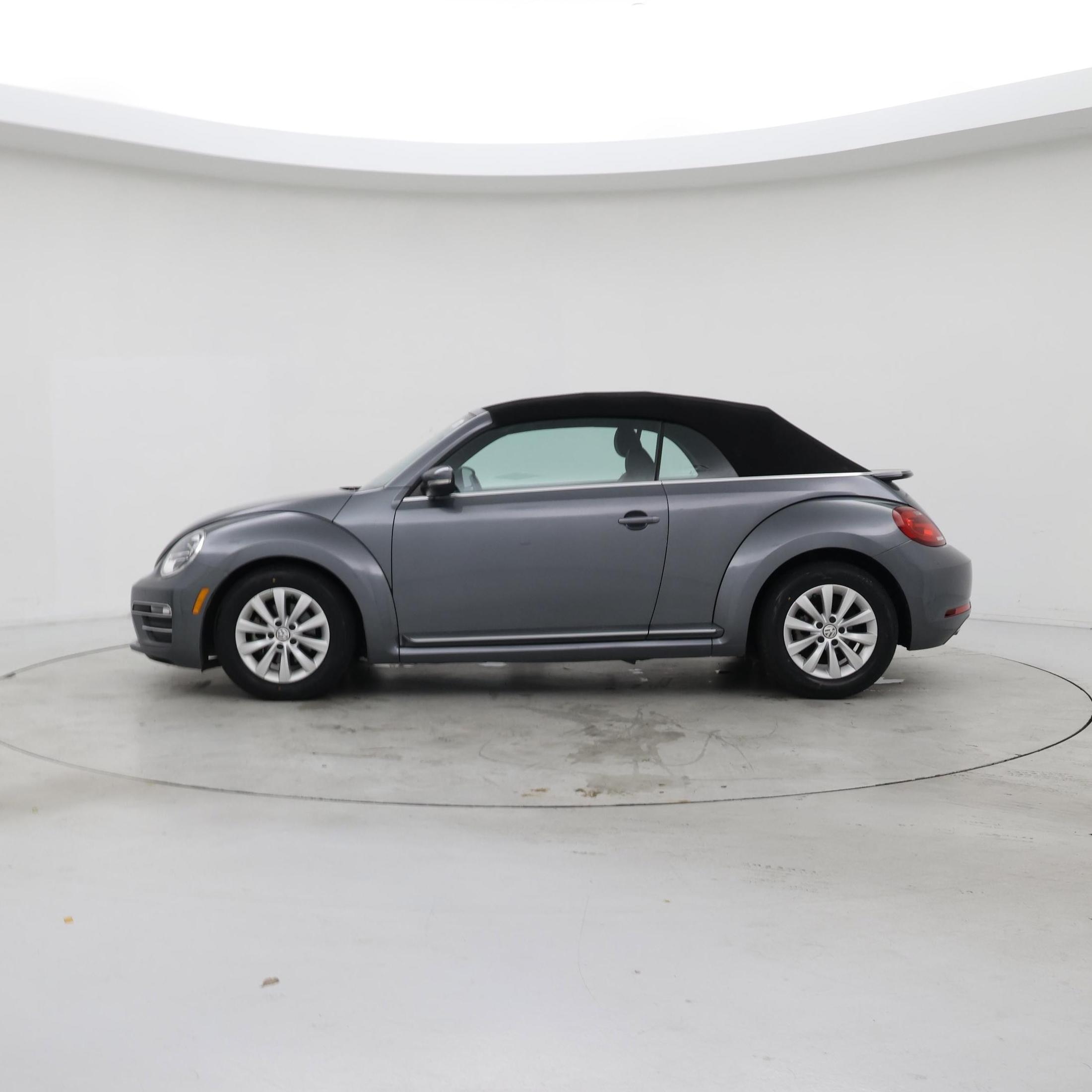Thumbnail: 2018 Volkswagen Beetle - 3