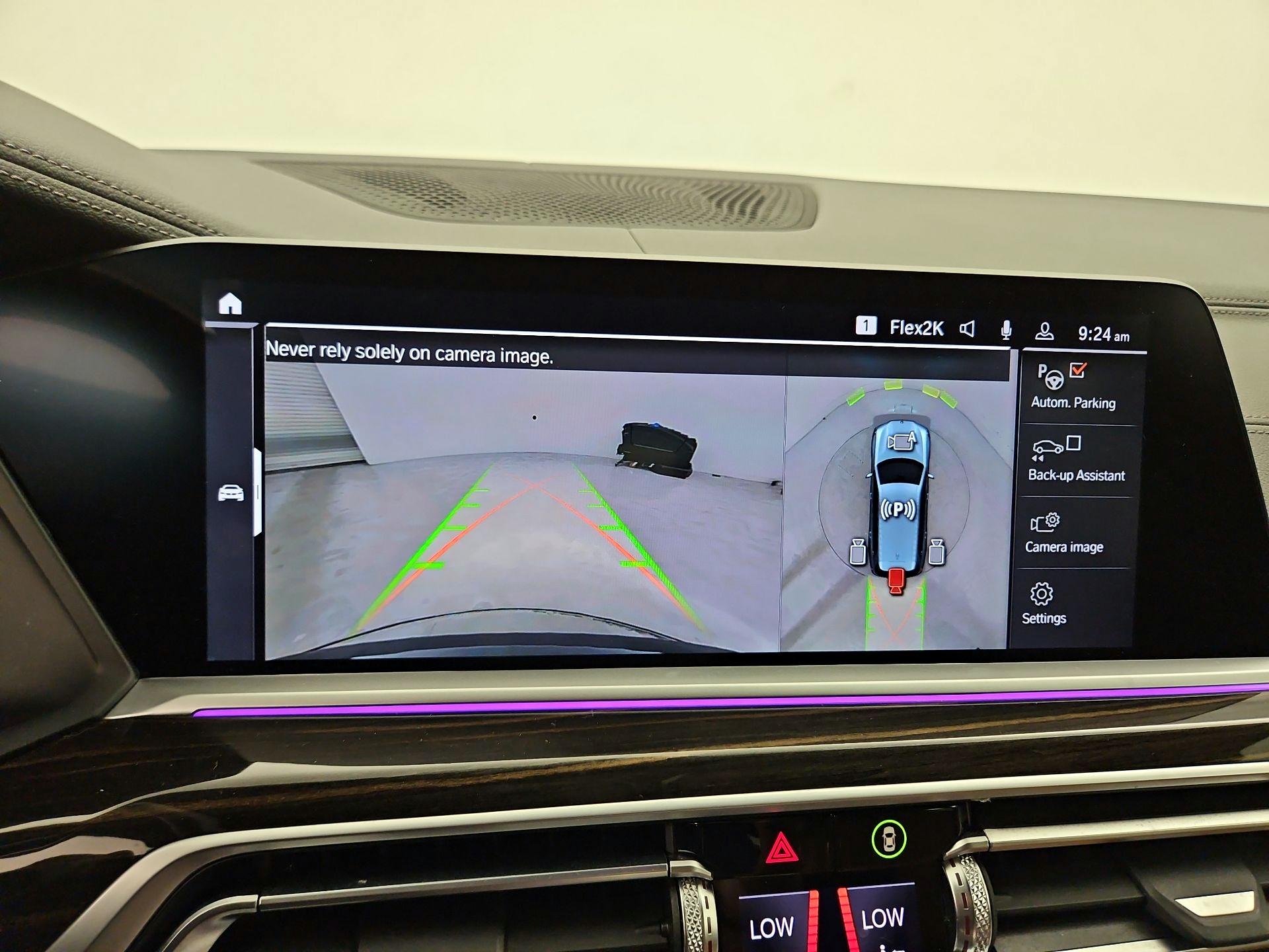 Thumbnail: 2021 BMW X7 - 15