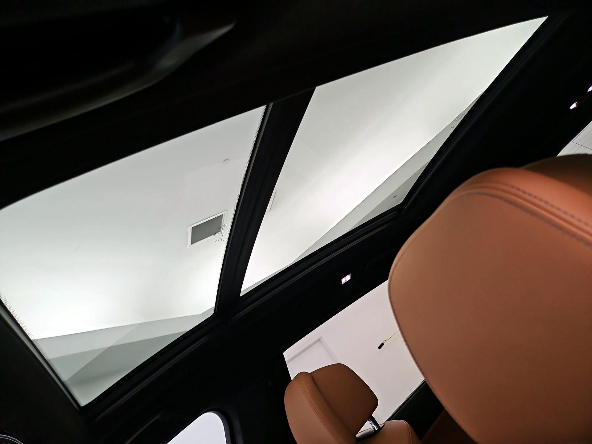 Thumbnail: 2021 BMW X7 - 20