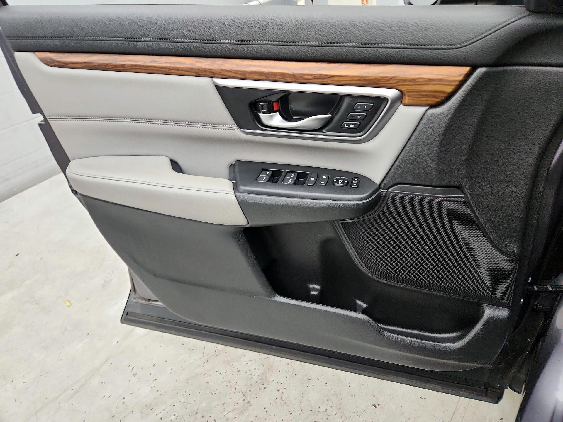 Thumbnail: 2019 Honda CR-V - 12