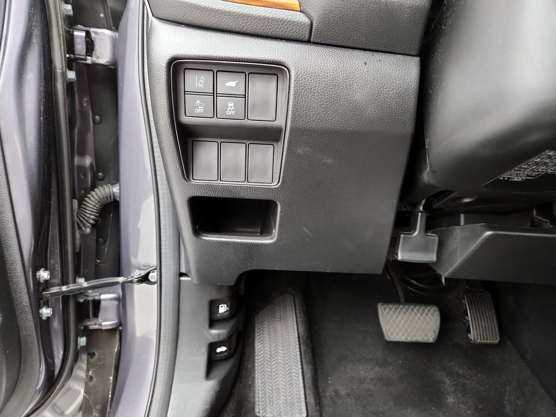 Thumbnail: 2019 Honda CR-V - 13