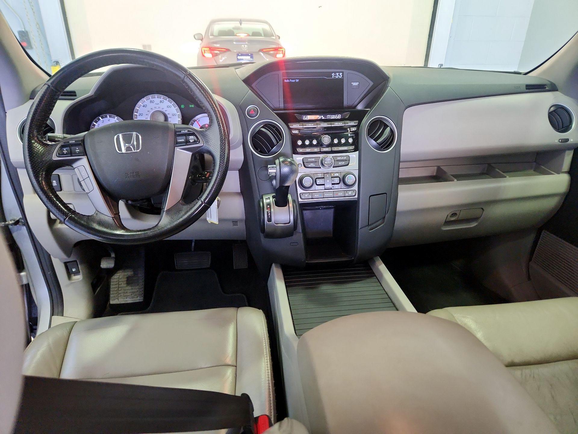 Thumbnail: 2015 Honda Pilot - 9