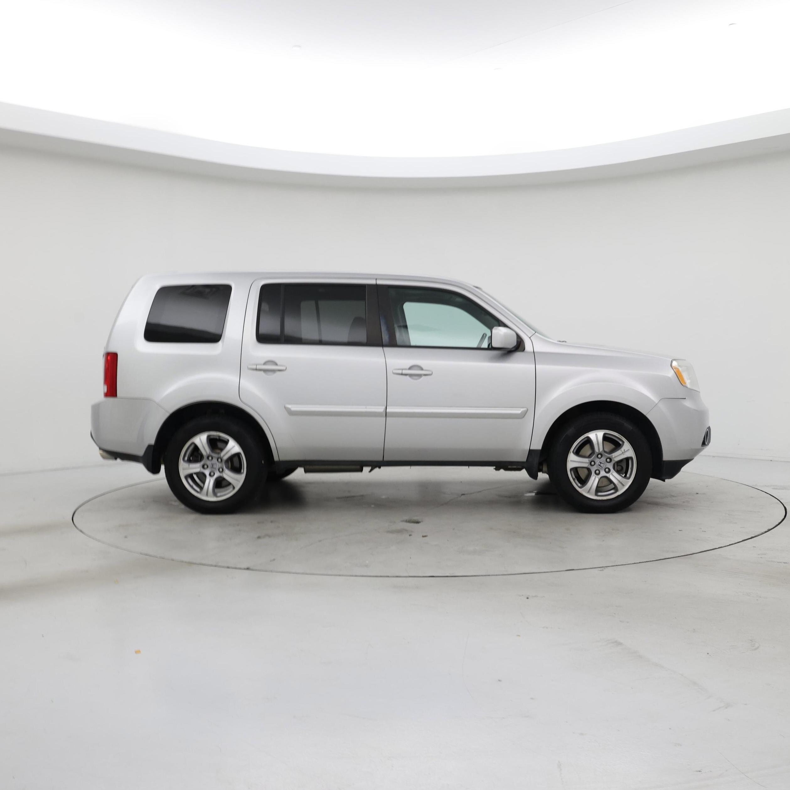 Thumbnail: 2015 Honda Pilot - 7