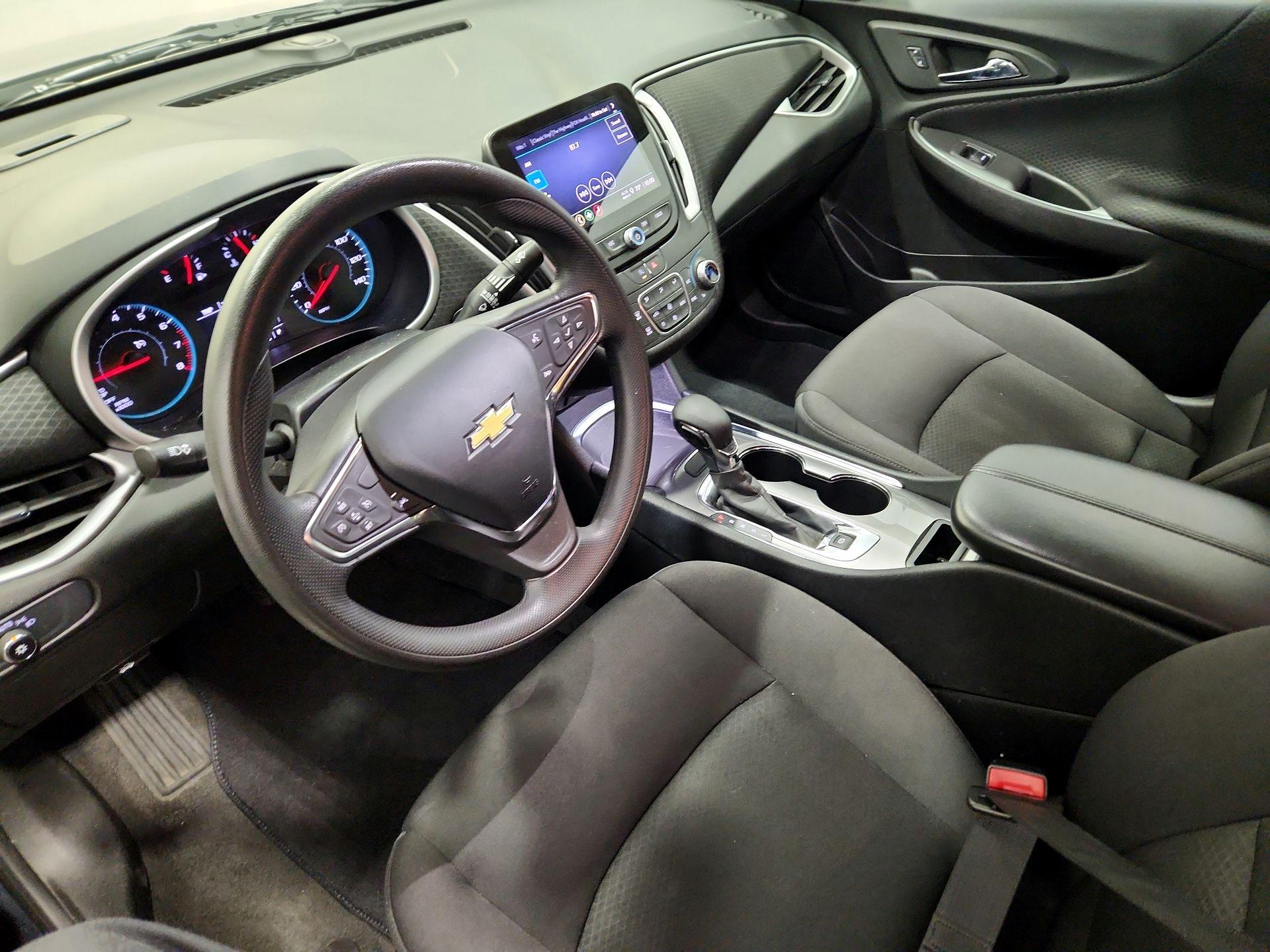 Thumbnail: 2023 Chevrolet Malibu - 11