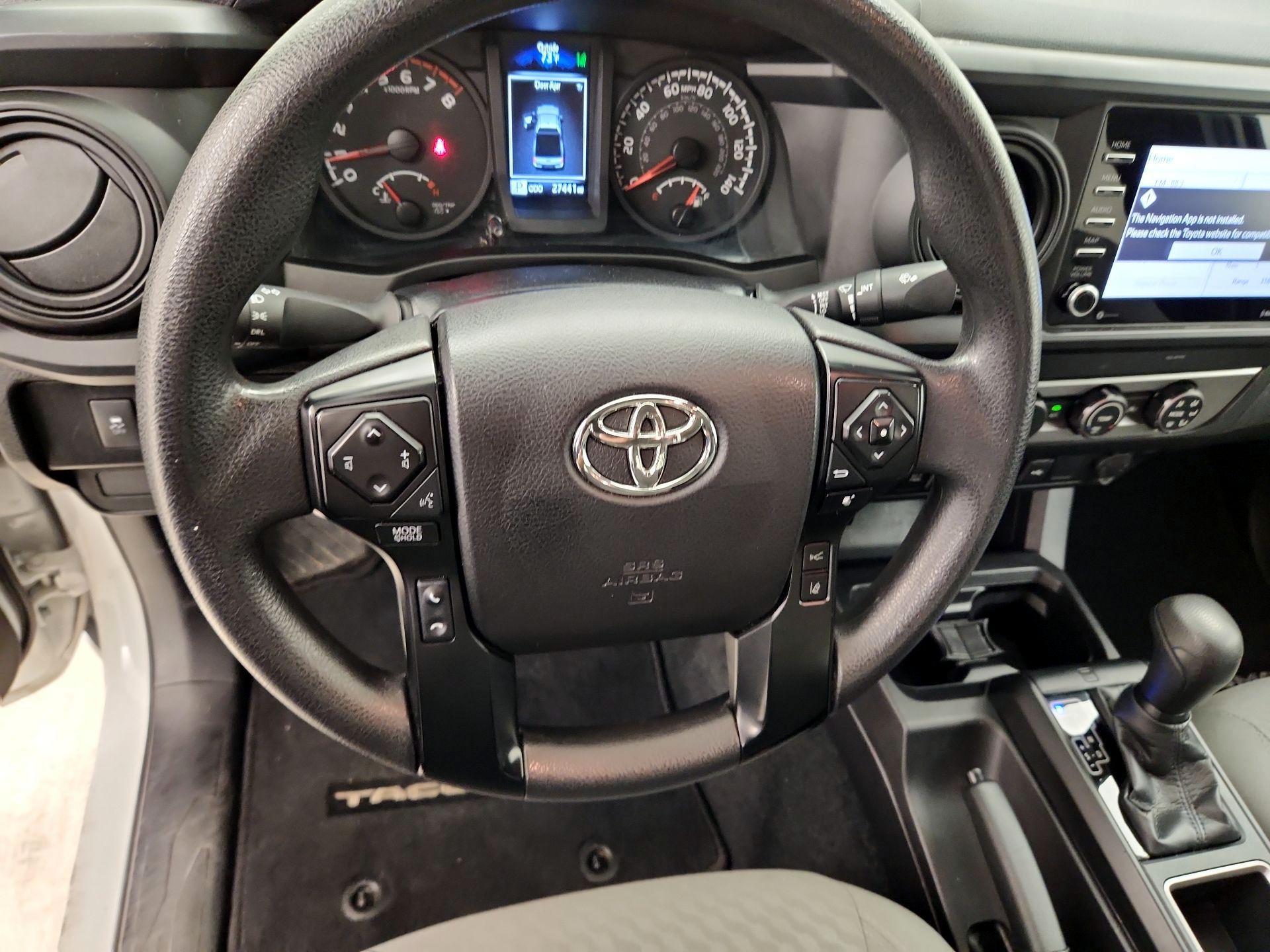 Thumbnail: 2021 Toyota Tacoma - 10