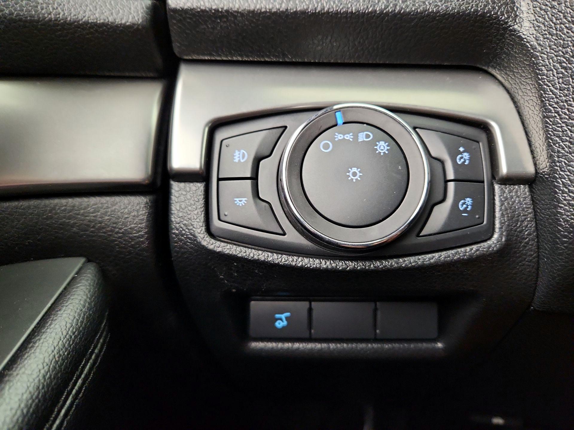 Thumbnail: 2018 Ford Explorer - 13