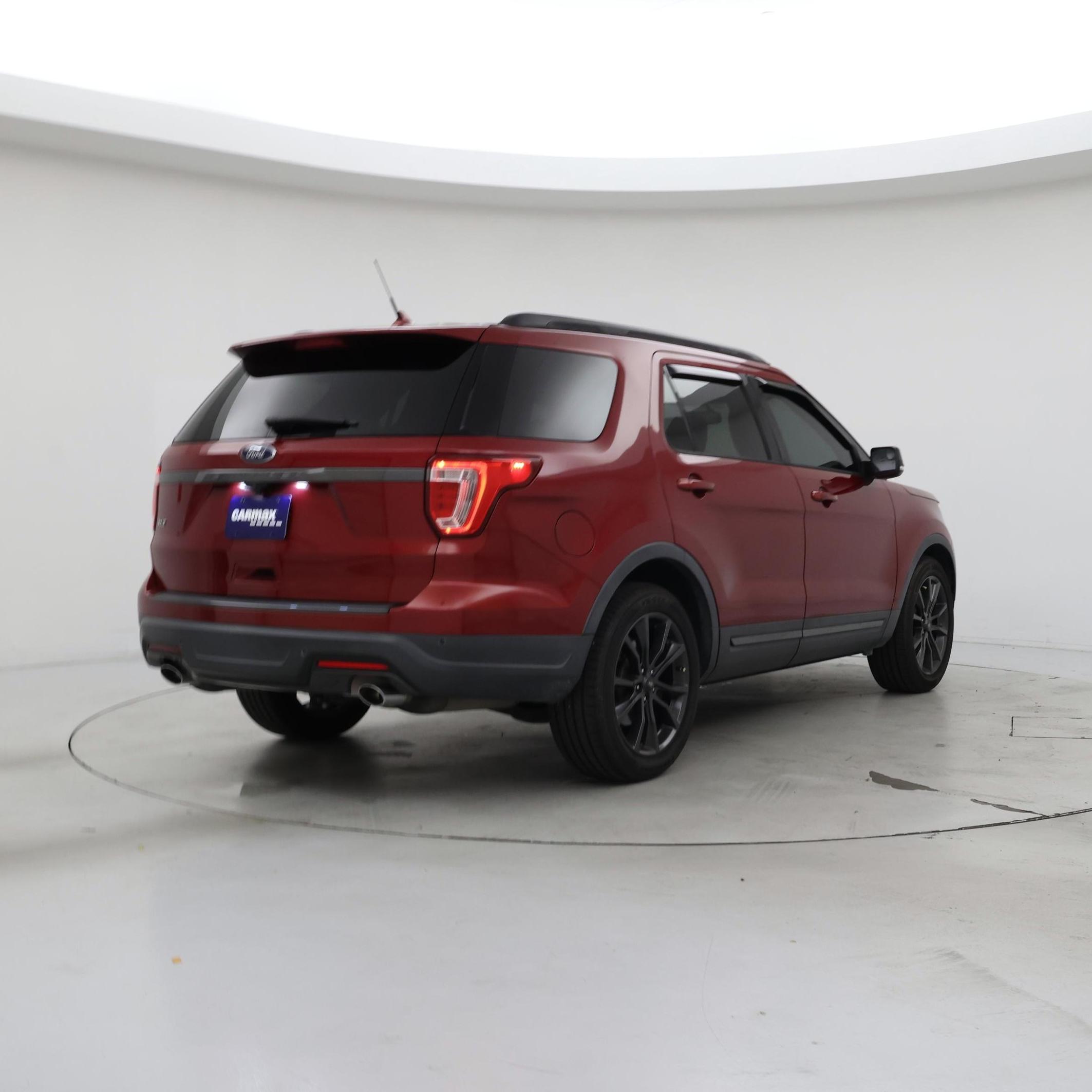 Thumbnail: 2018 Ford Explorer - 8