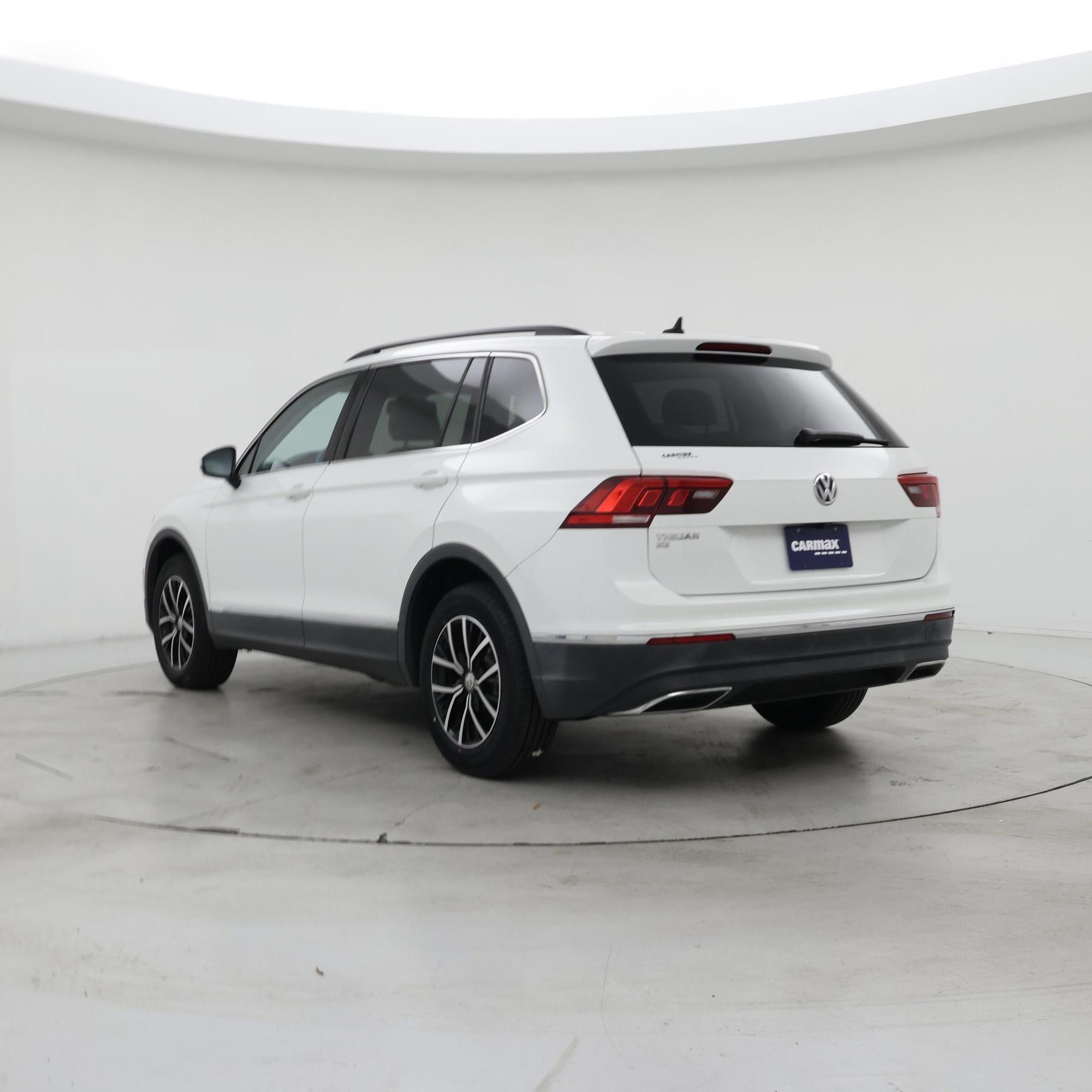 Thumbnail: 2021 Volkswagen Tiguan - 2