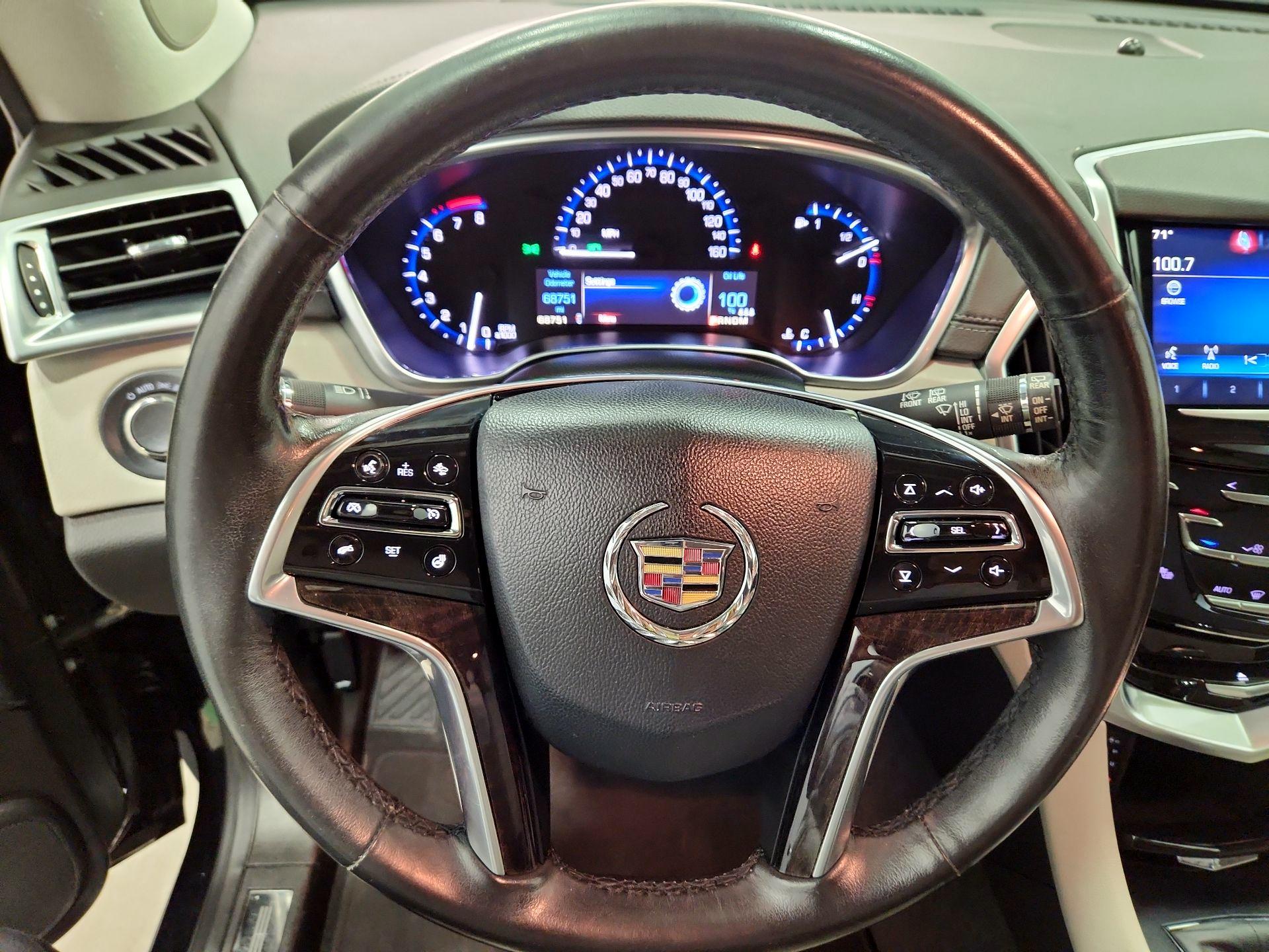 Thumbnail: 2016 Cadillac SRX - 10