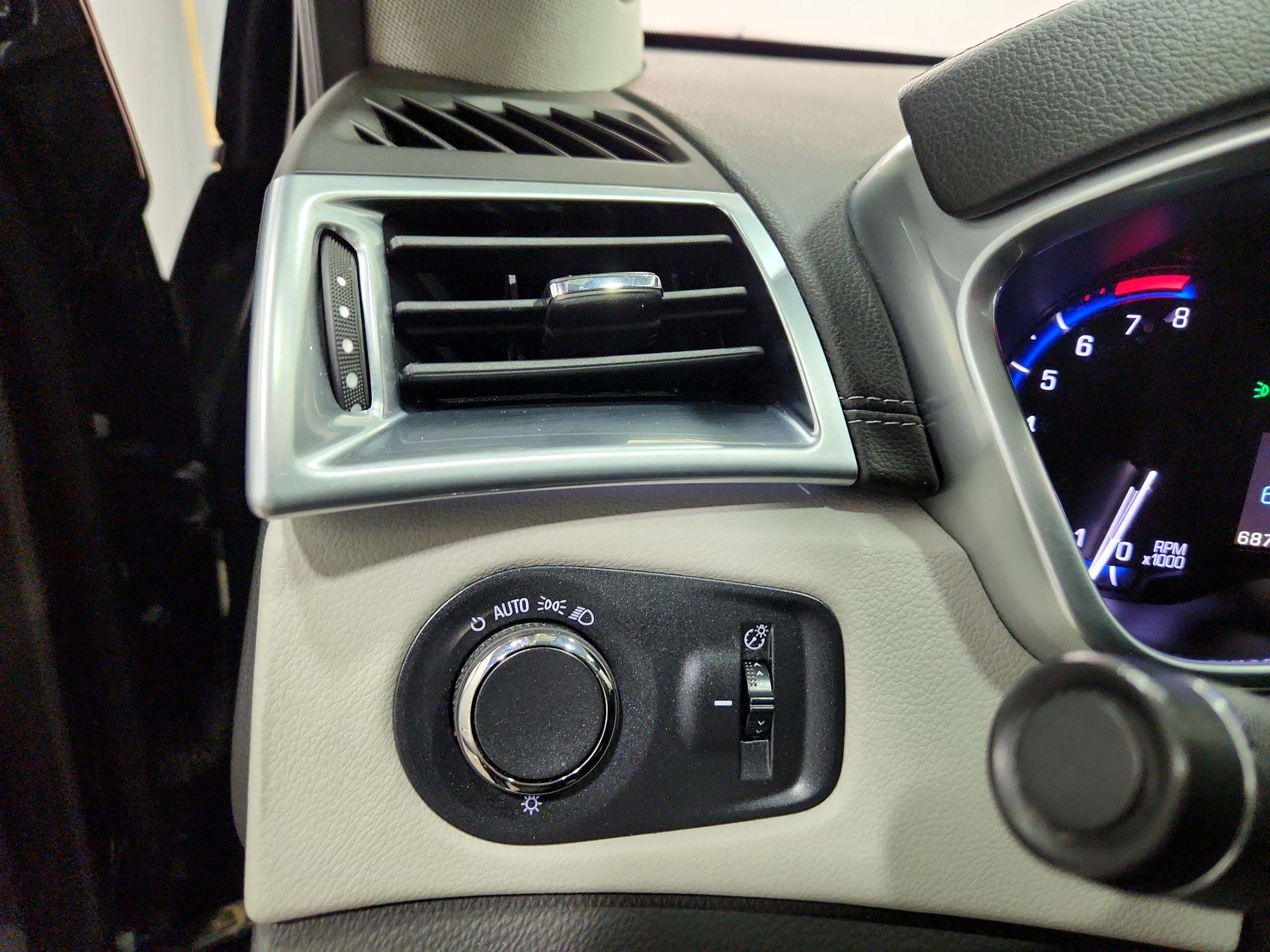 Thumbnail: 2016 Cadillac SRX - 13