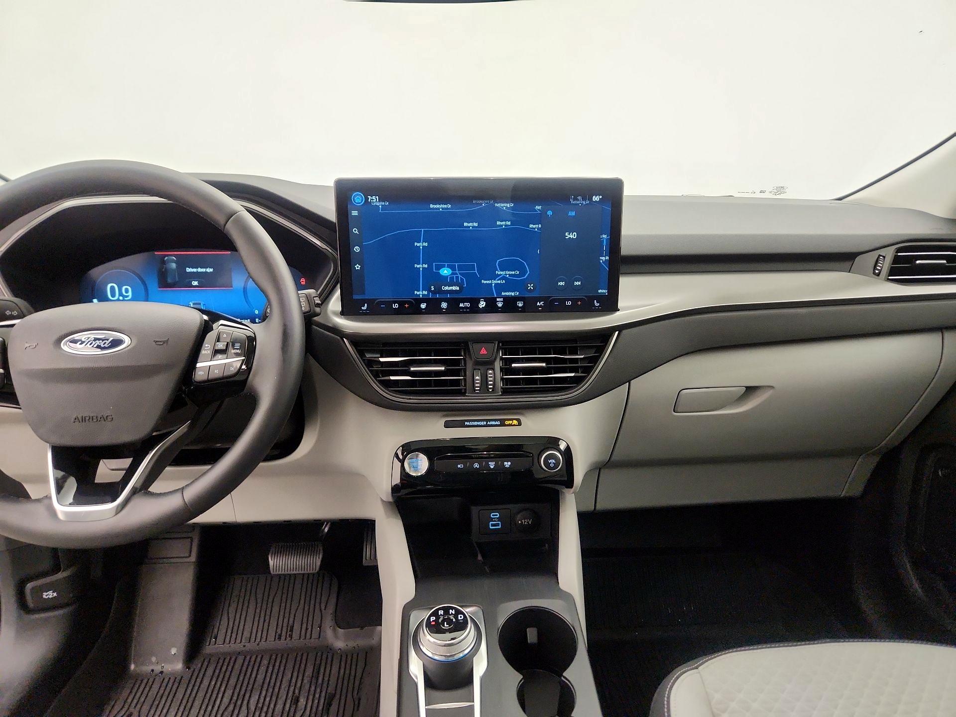 Thumbnail: 2023 Ford Escape - 9