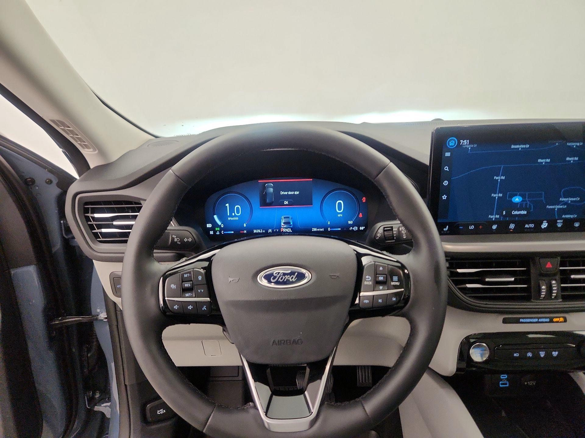 Thumbnail: 2023 Ford Escape - 10