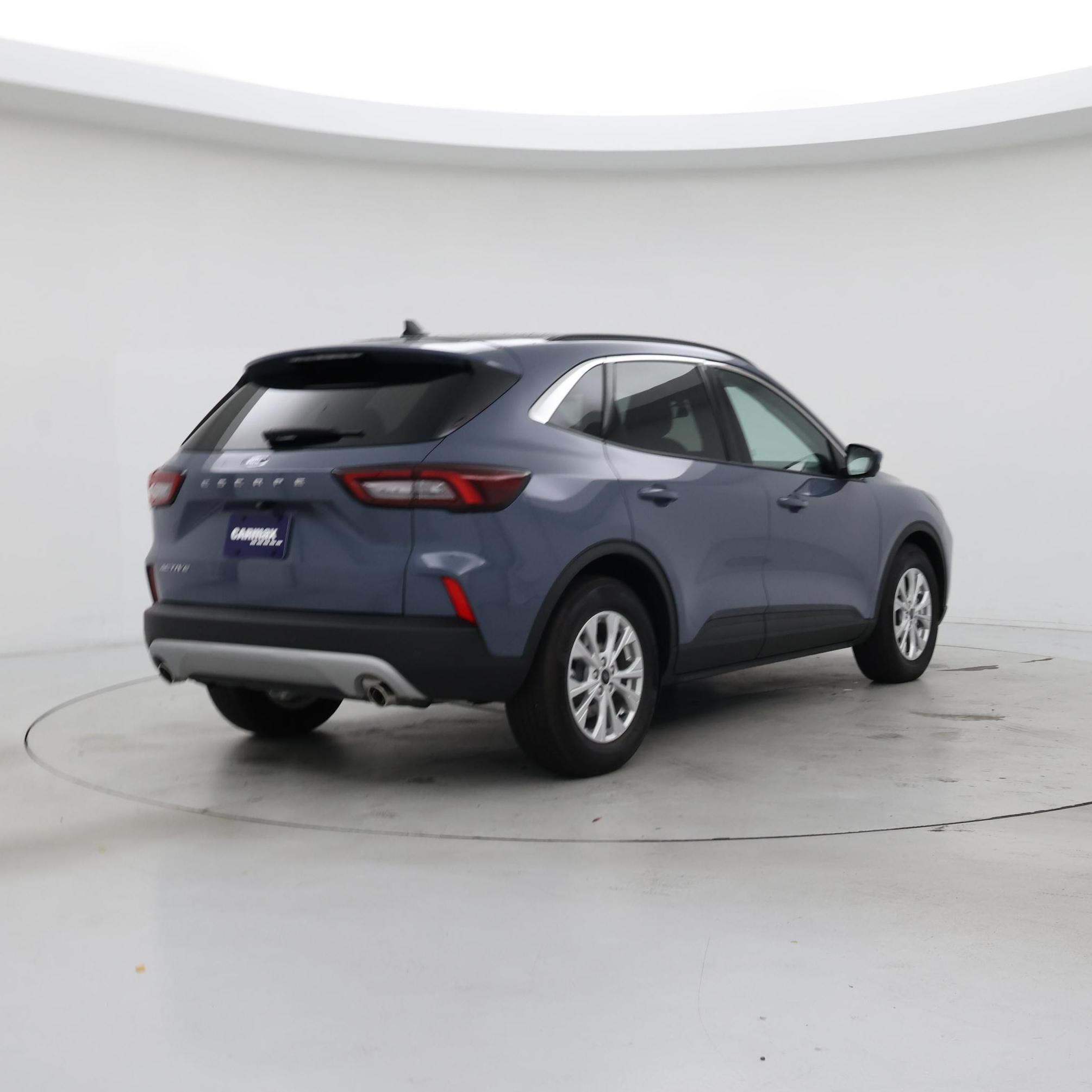 Thumbnail: 2023 Ford Escape - 8