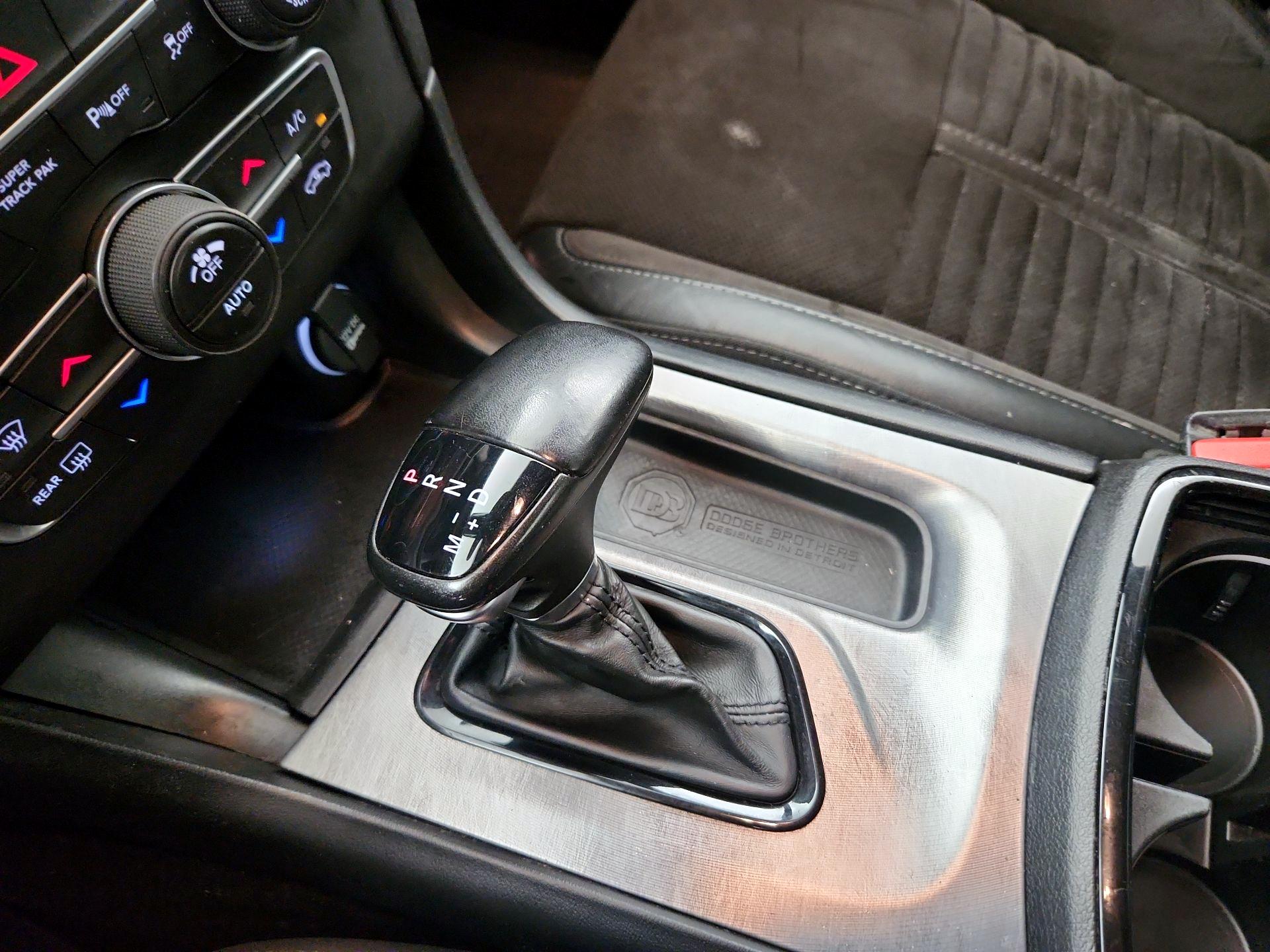 Thumbnail: 2020 Dodge Charger - 17