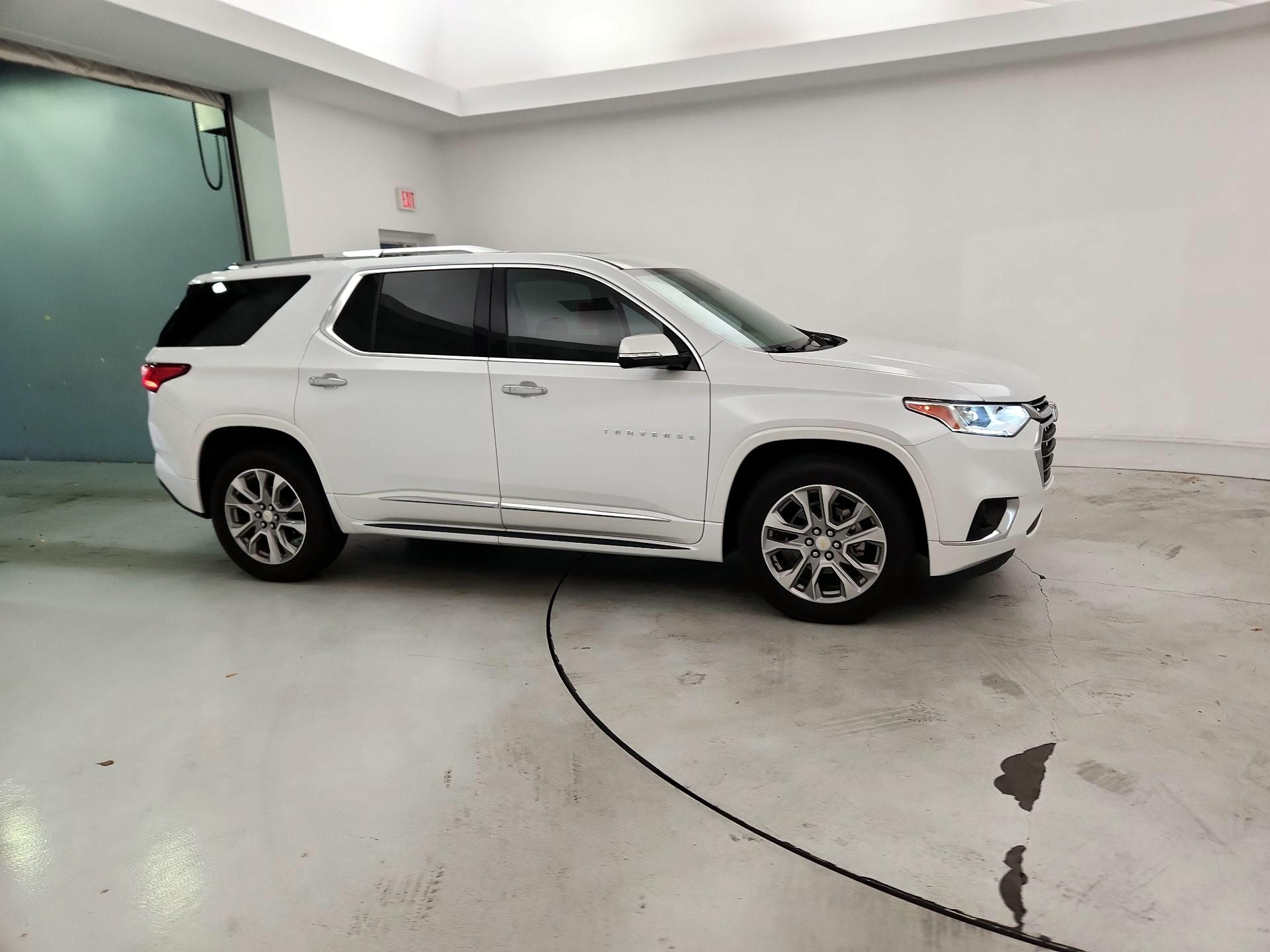 Thumbnail: 2019 Chevrolet Traverse - 4