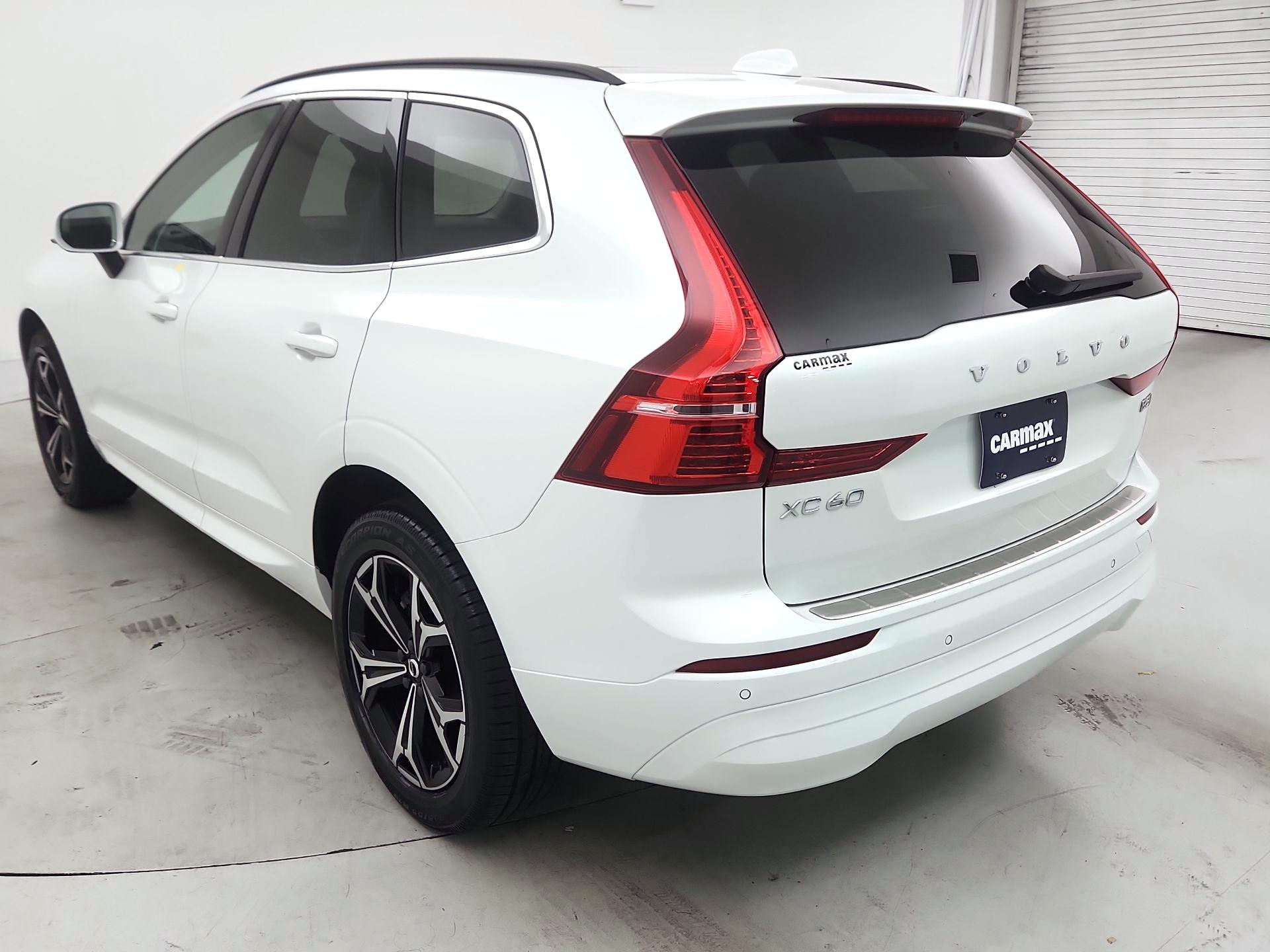 Thumbnail: 2022 Volvo XC60 - 7