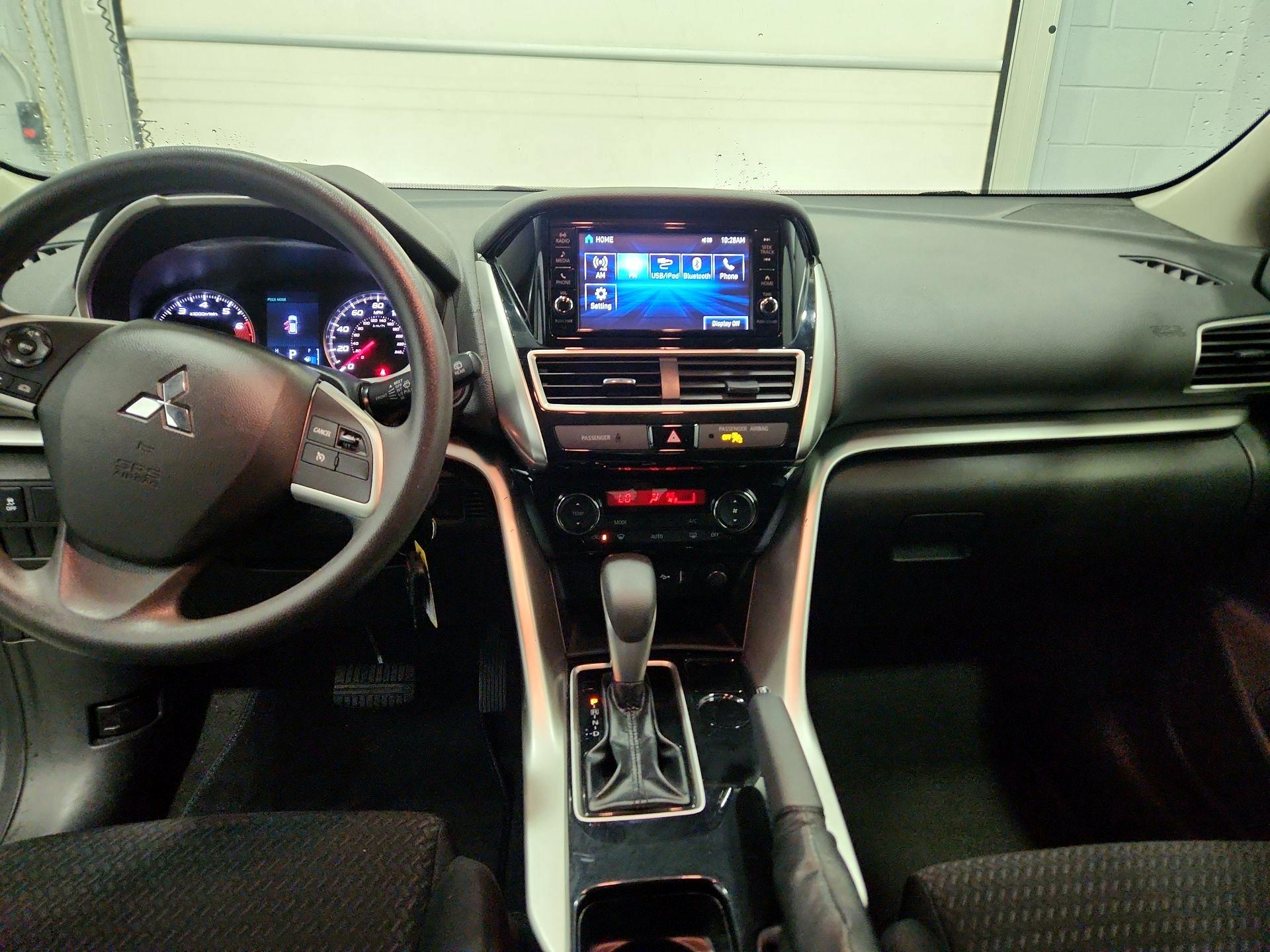 Thumbnail: 2020 Mitsubishi Eclipse Cross - 9