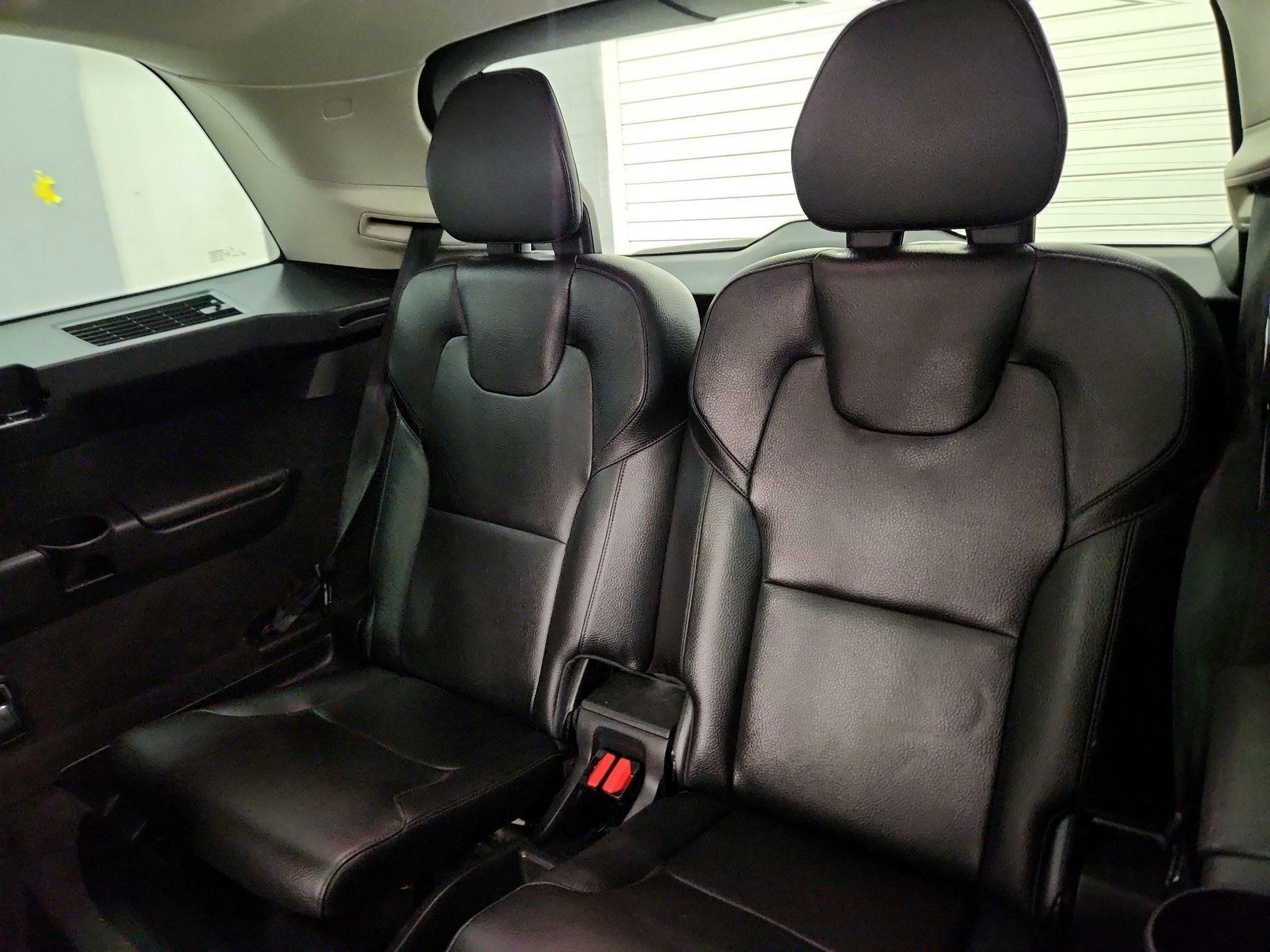 Thumbnail: 2020 Volvo XC90 - 20