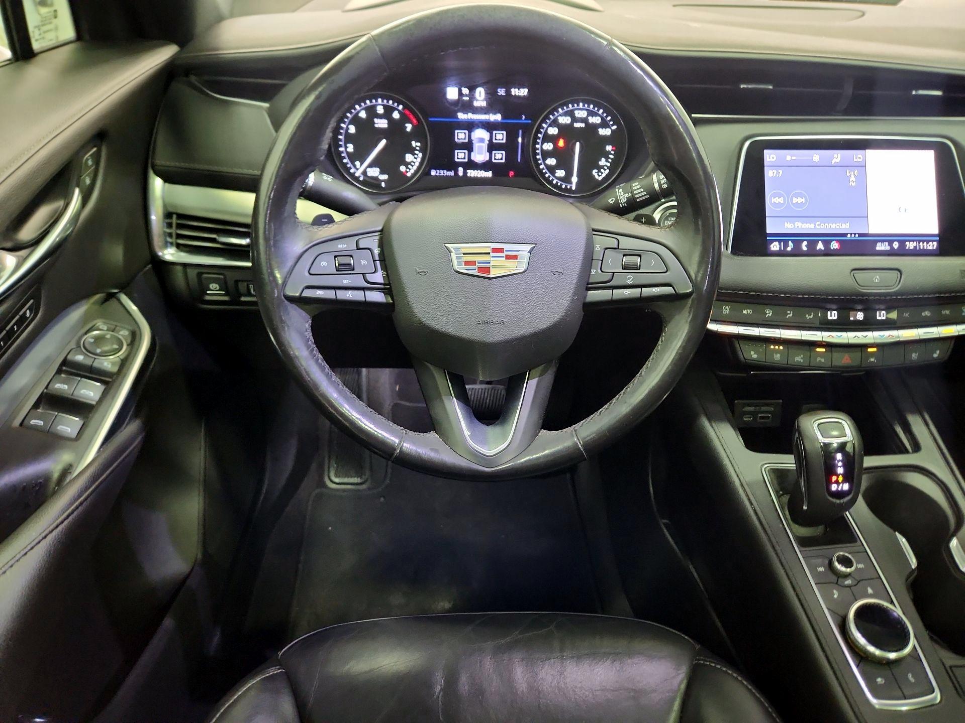 Thumbnail: 2019 Cadillac XT4 - 10
