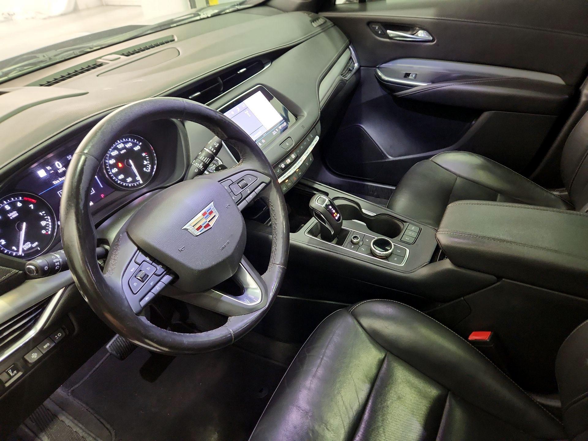 Thumbnail: 2019 Cadillac XT4 - 11