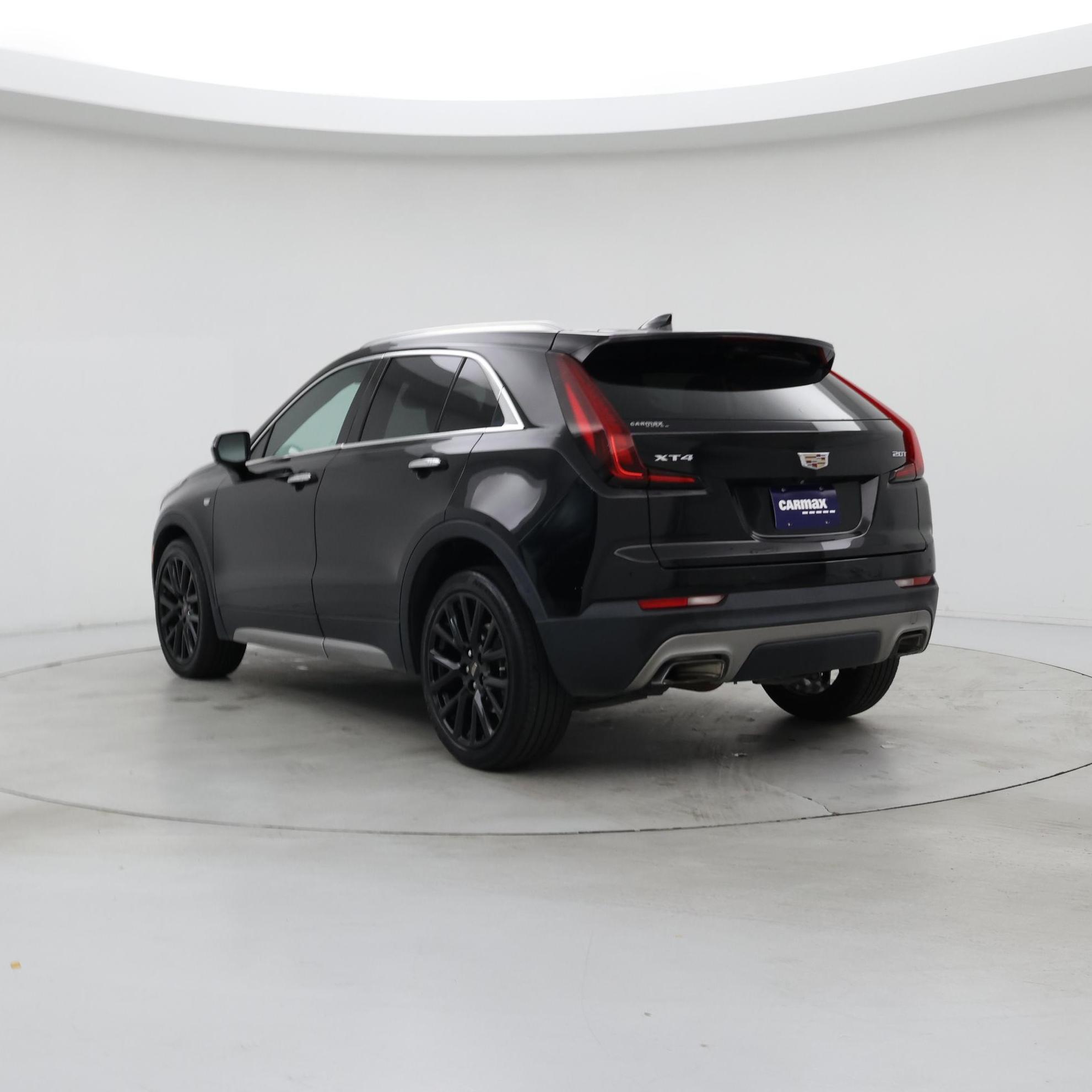 Thumbnail: 2019 Cadillac XT4 - 2