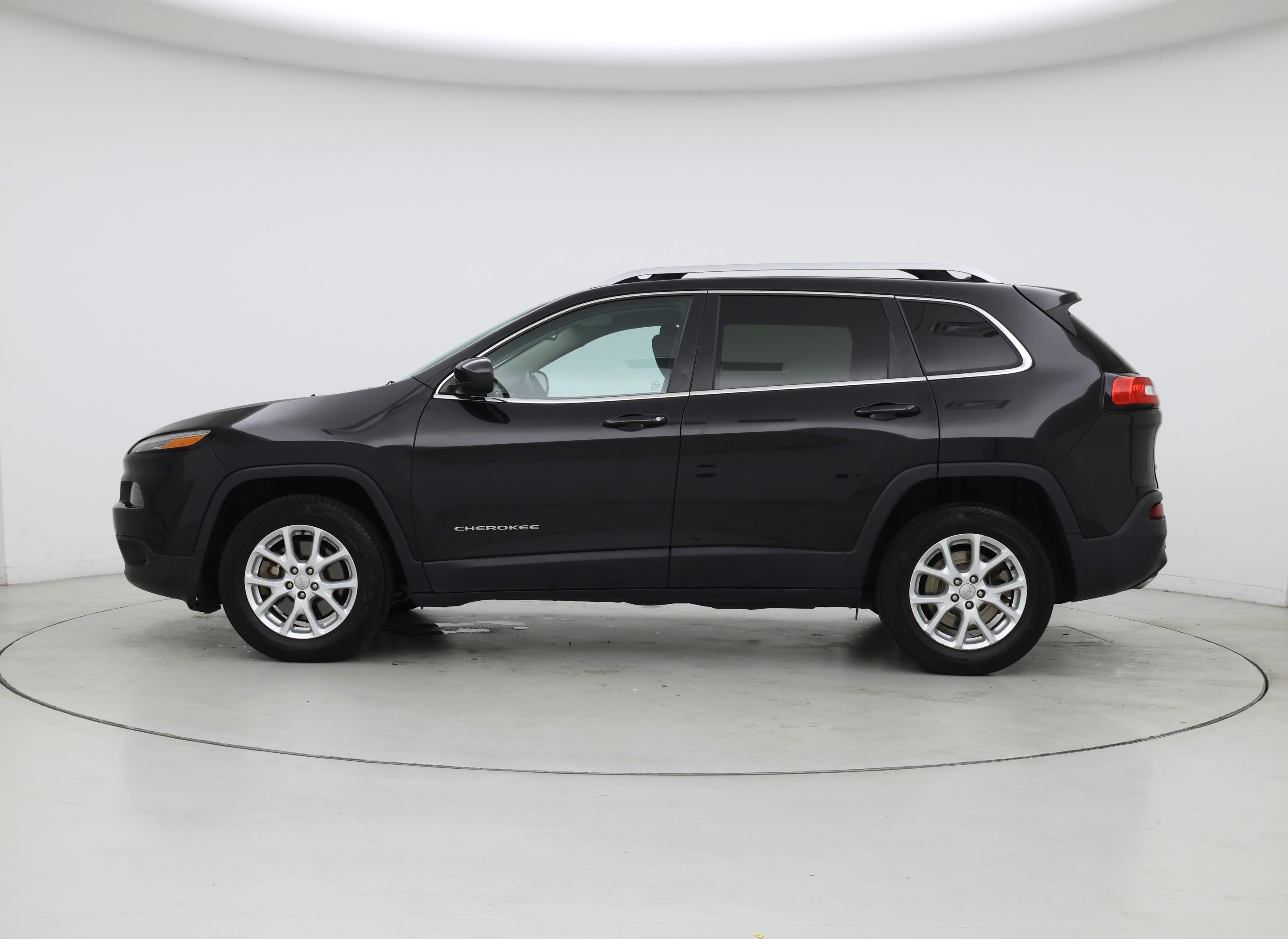 Thumbnail: 2015 Jeep Cherokee - 3