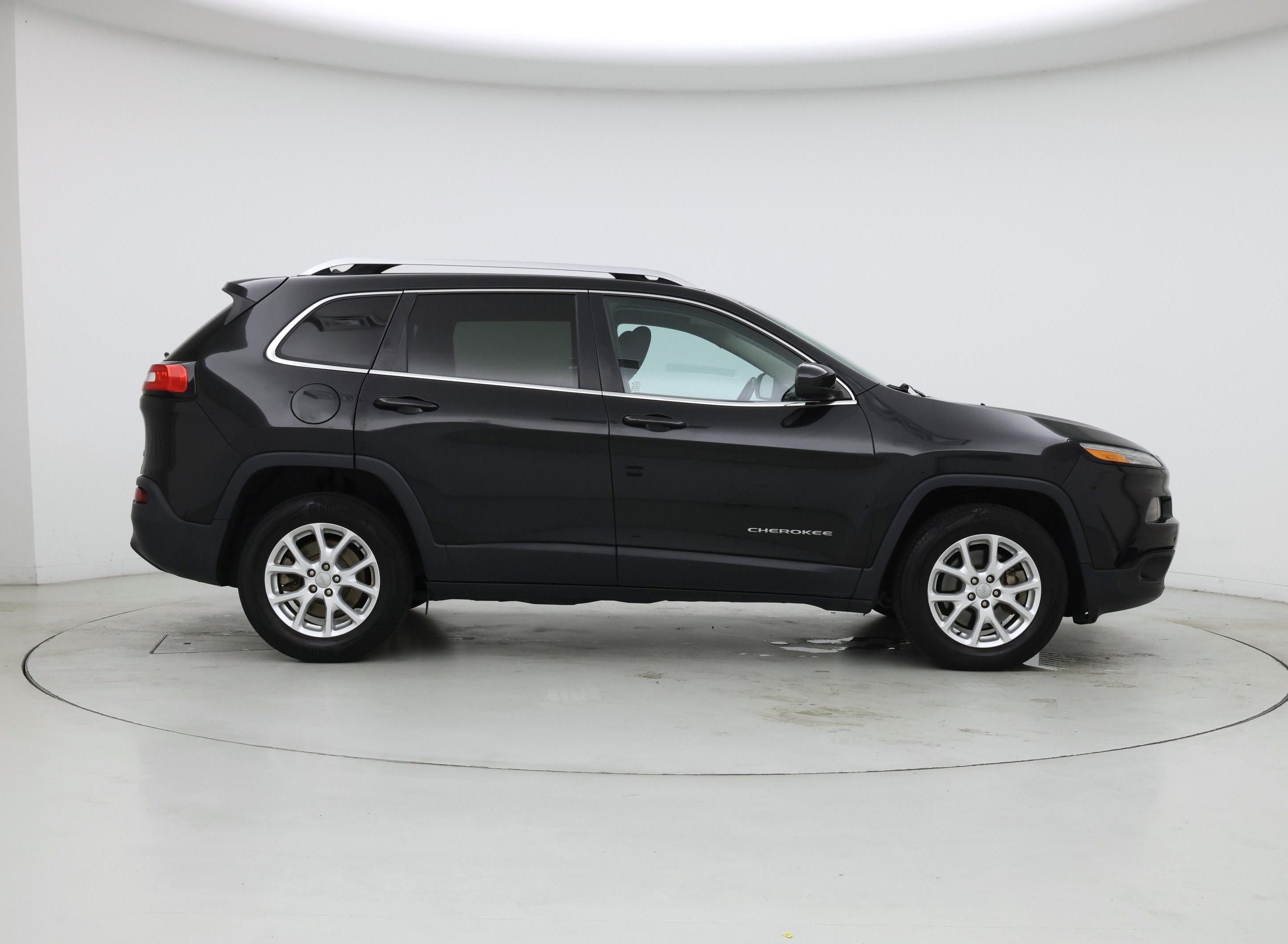 Thumbnail: 2015 Jeep Cherokee - 7