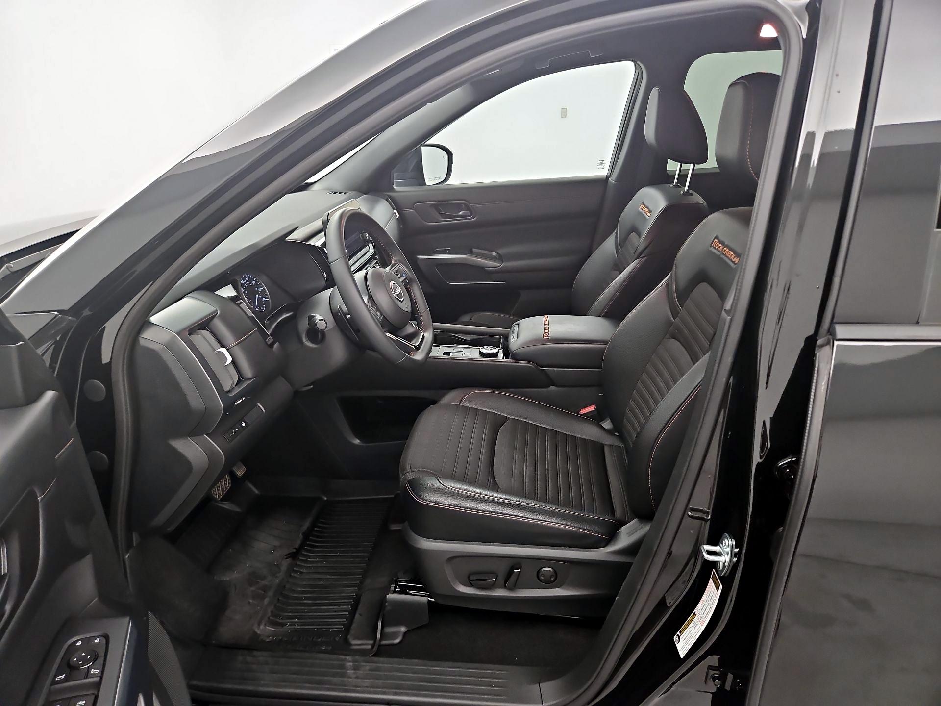 Thumbnail: 2024 Nissan Pathfinder - 11