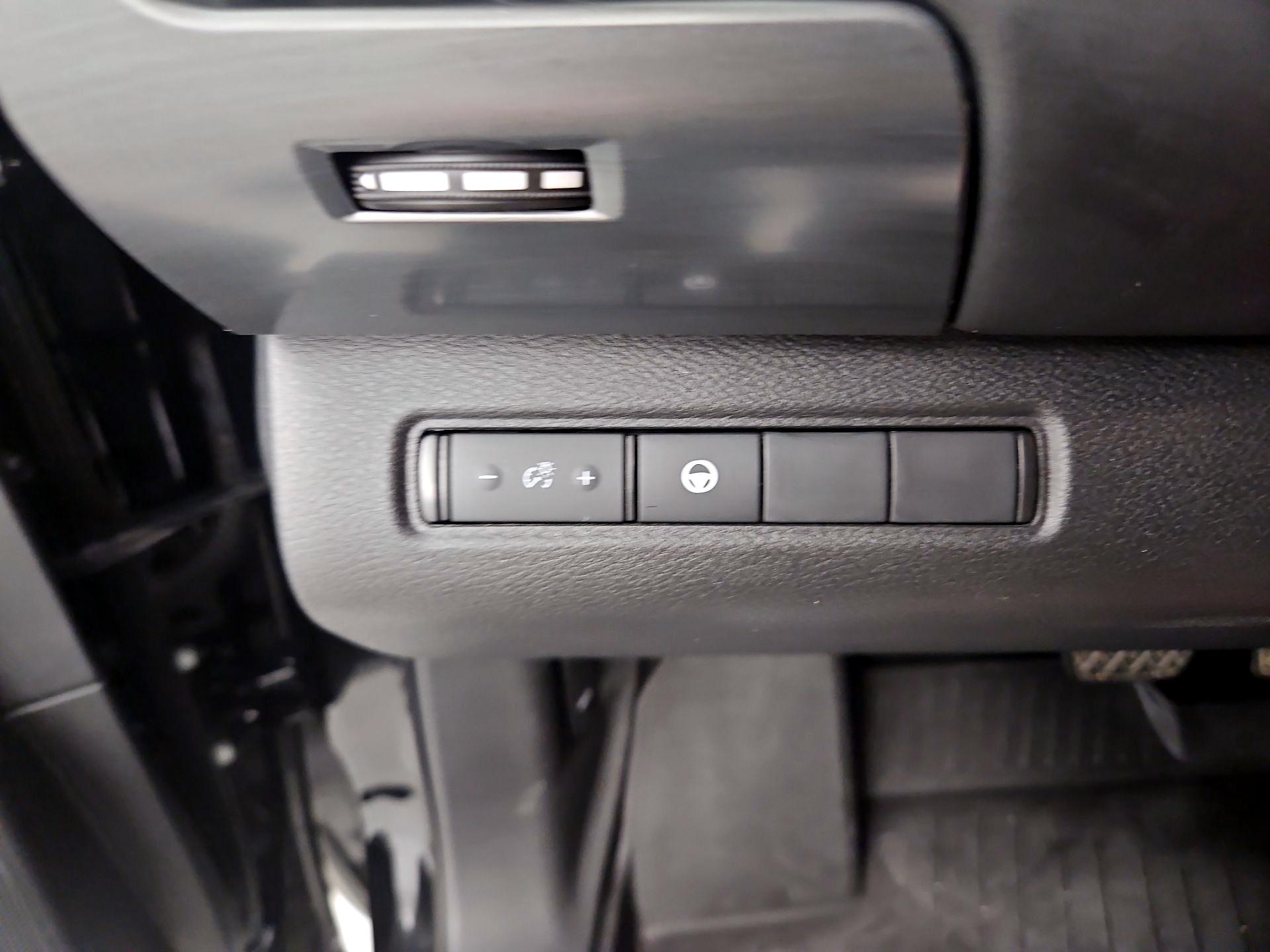 Thumbnail: 2024 Nissan Pathfinder - 13