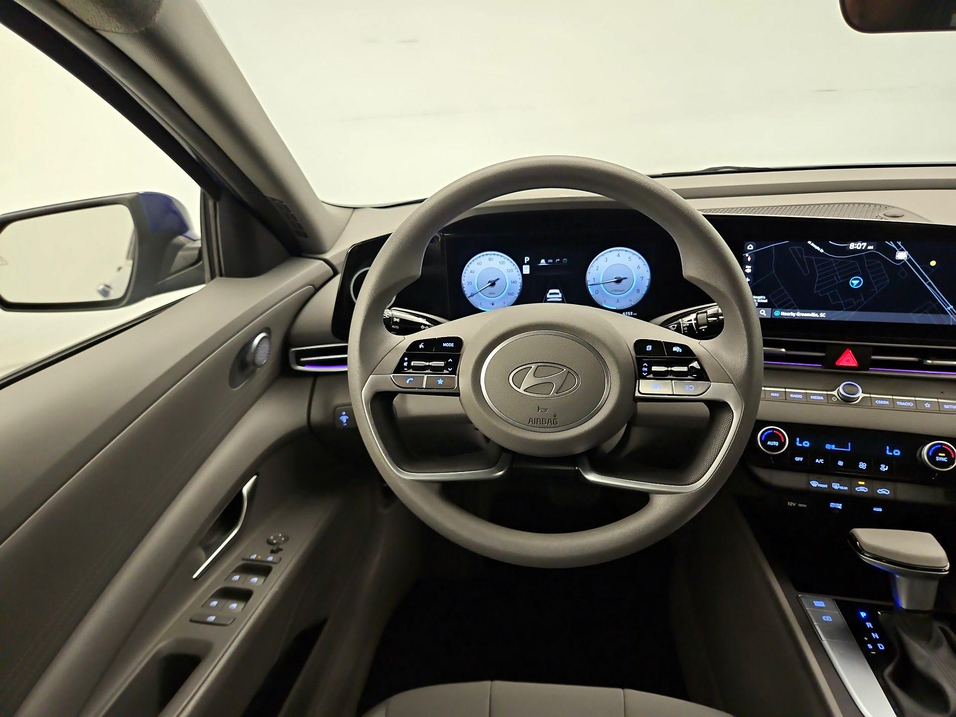 Thumbnail: 2024 Hyundai Elantra - 10