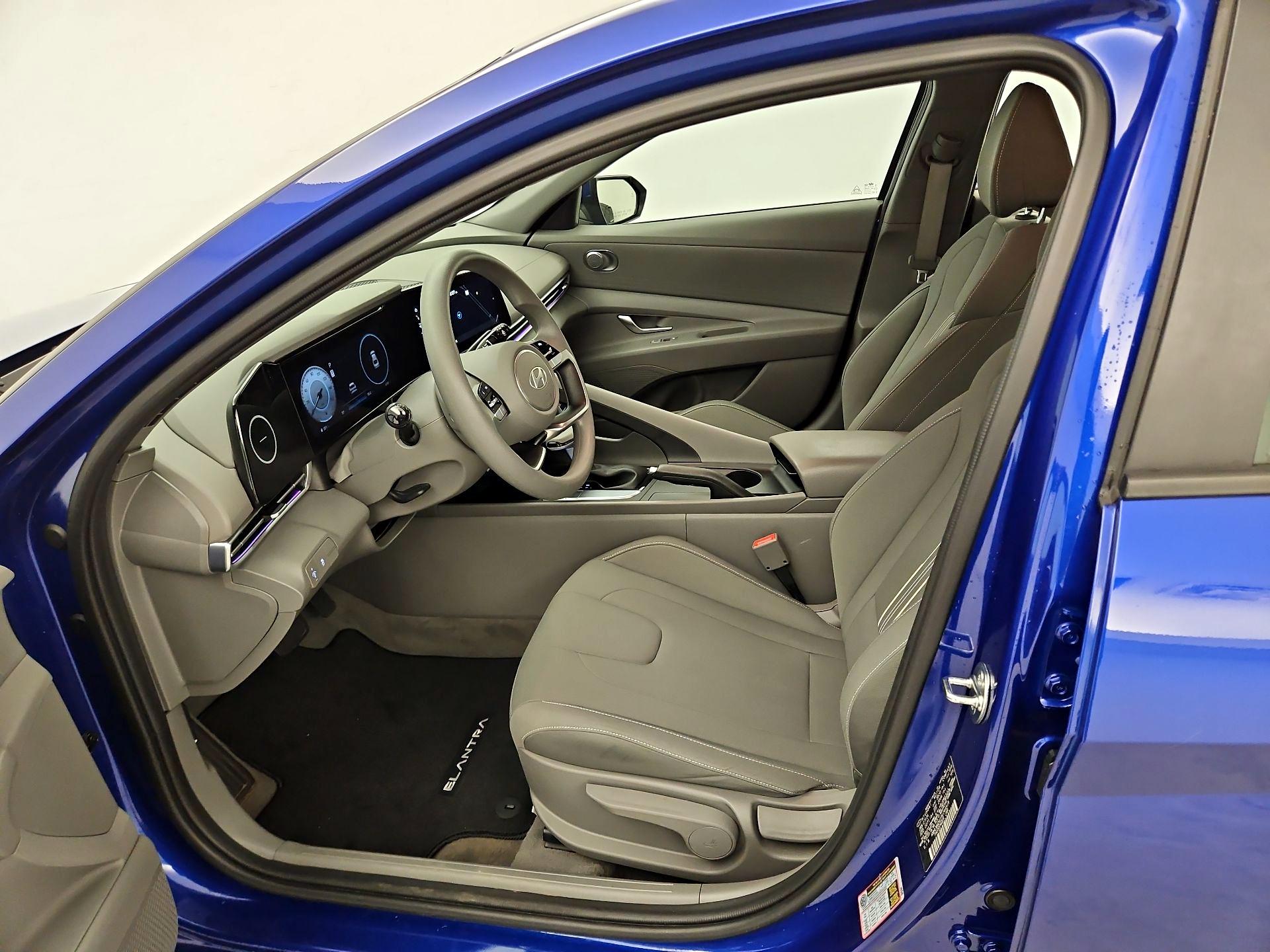 Thumbnail: 2024 Hyundai Elantra - 11