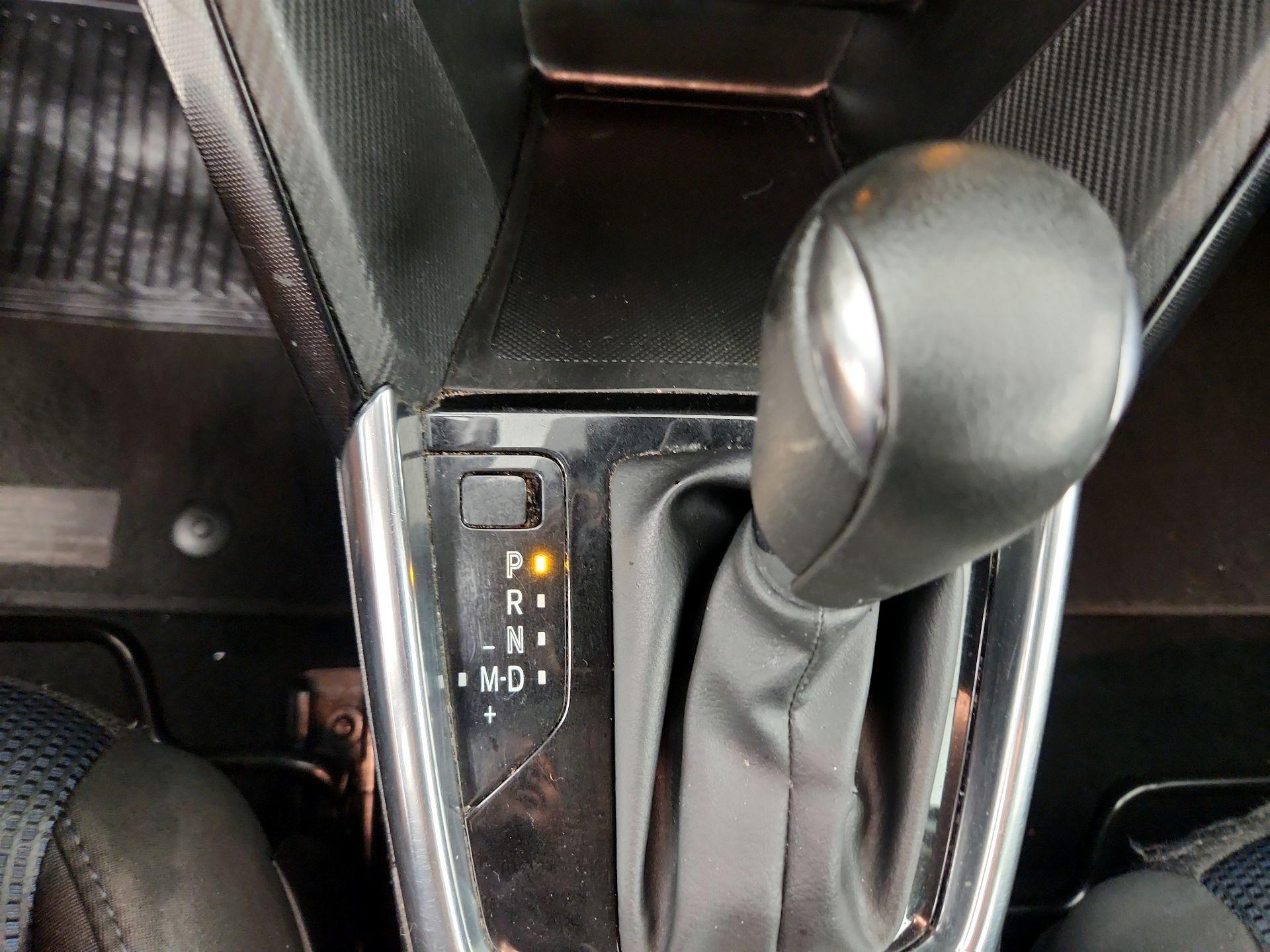 Thumbnail: 2017 Toyota Yaris iA - 15