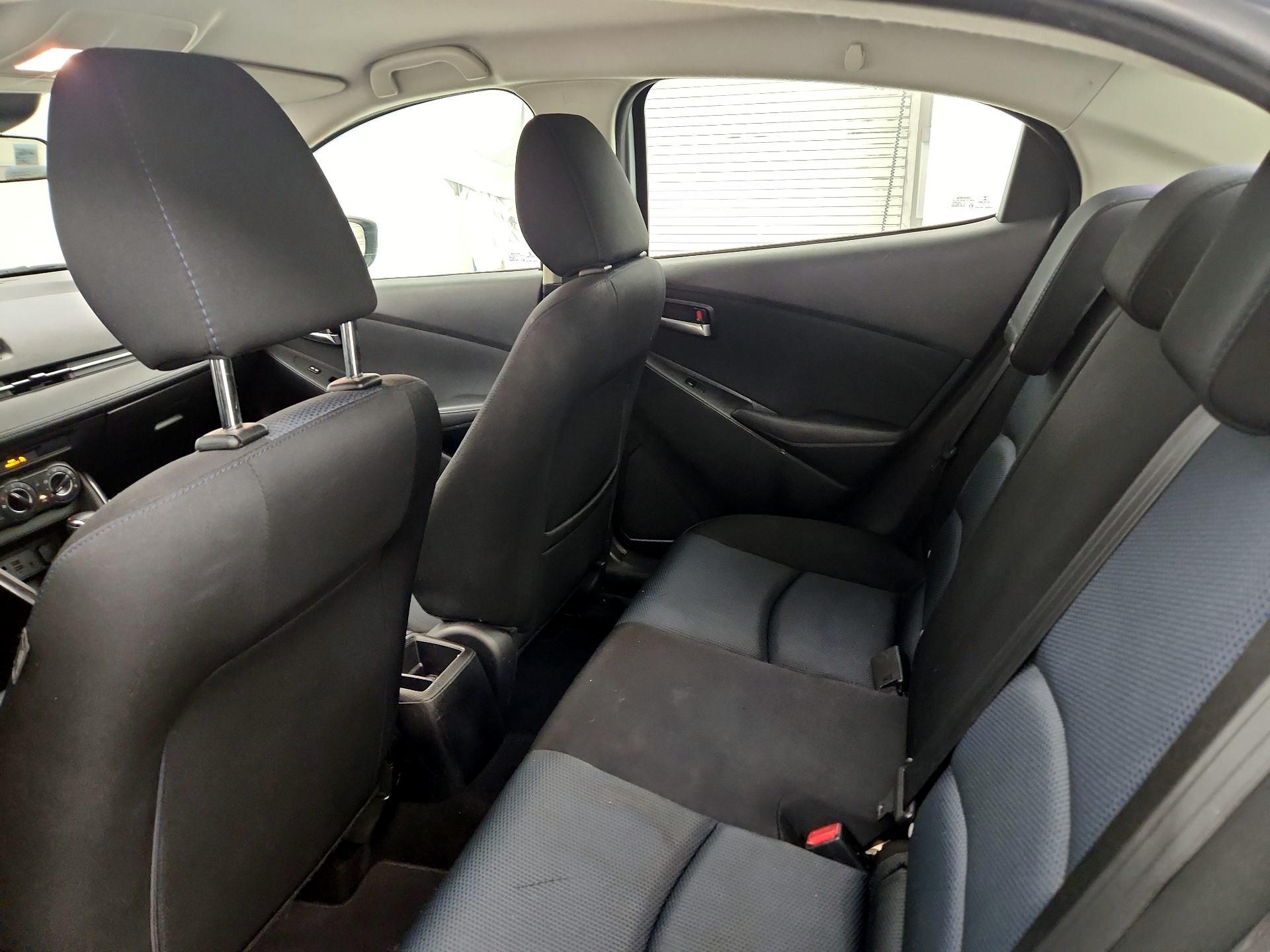Thumbnail: 2017 Toyota Yaris iA - 17
