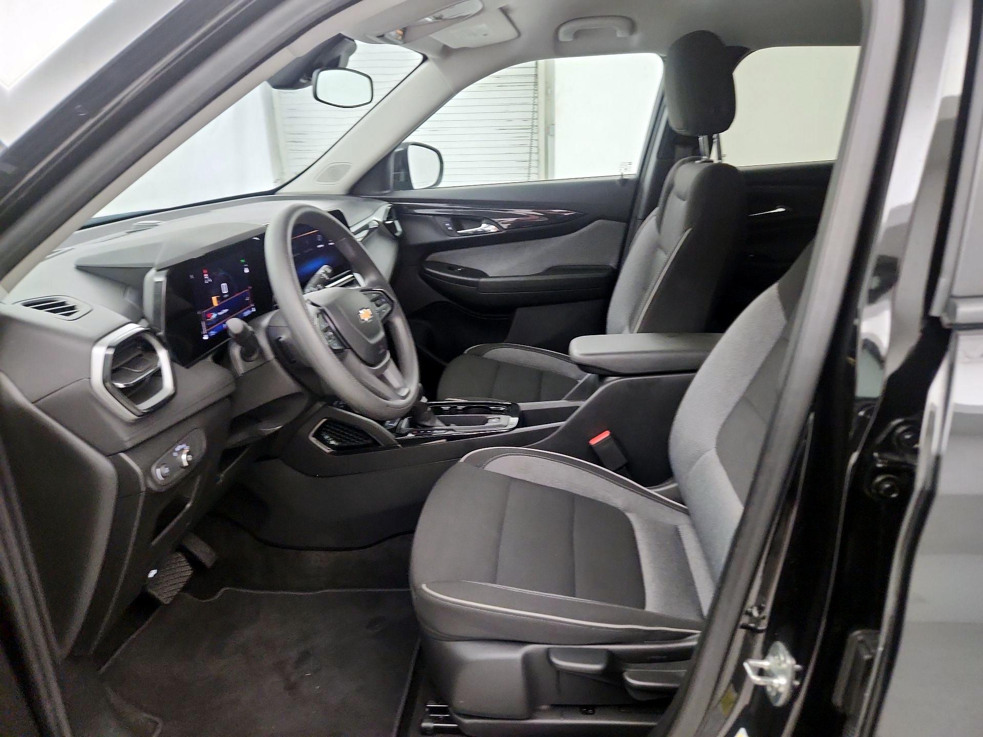 Thumbnail: 2024 Chevrolet TrailBlazer - 9