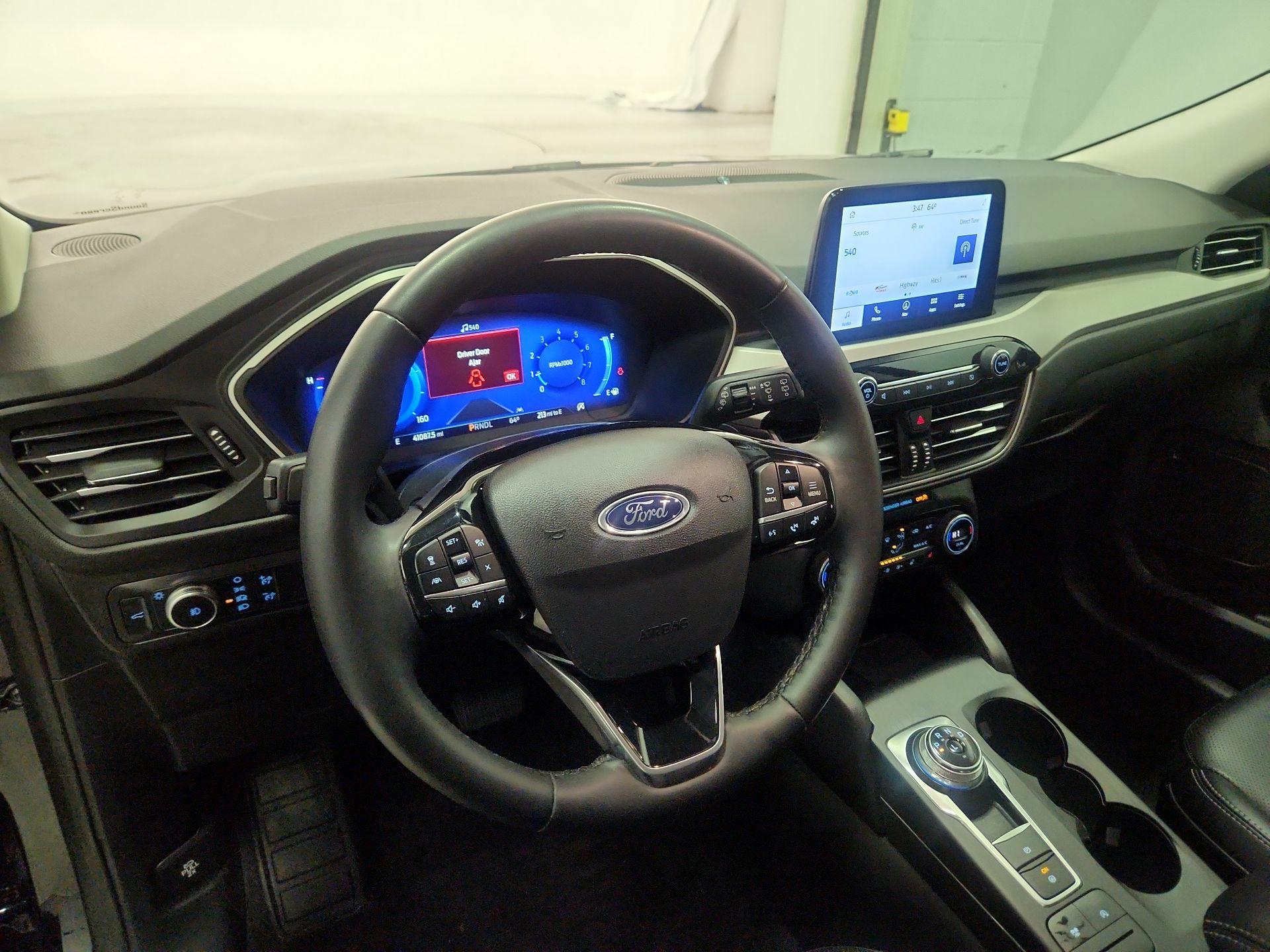 Thumbnail: 2021 Ford Escape - 9