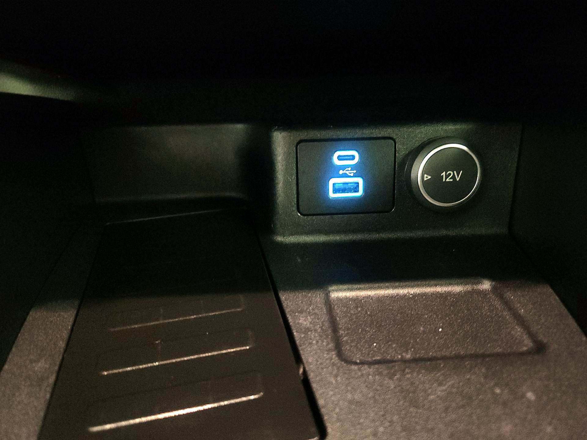 Thumbnail: 2021 Ford Escape - 18